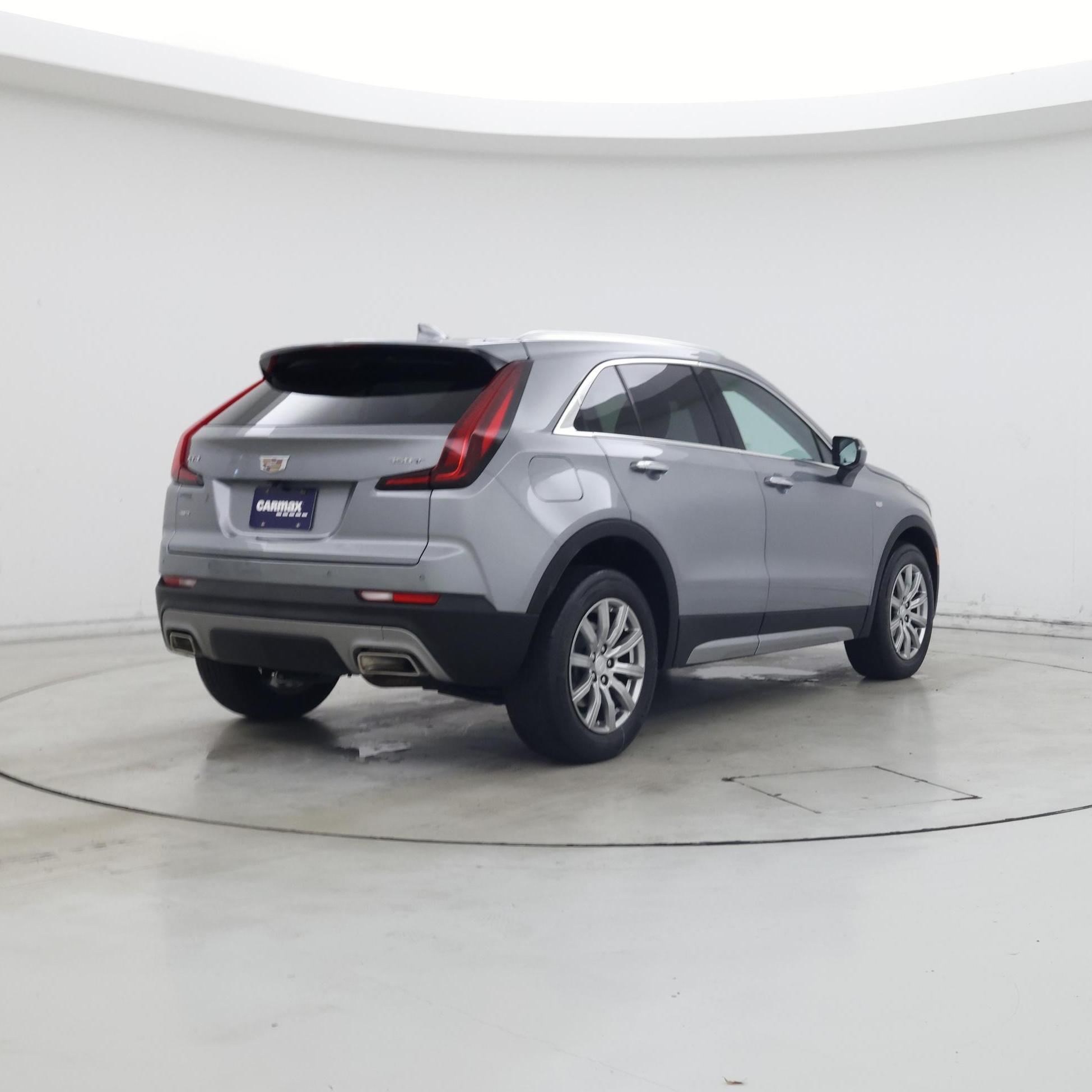 Thumbnail: 2023 Cadillac XT4 - 8