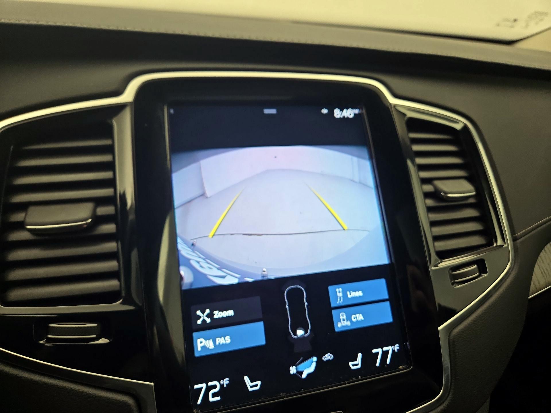 Thumbnail: 2022 Volvo XC90 - 15