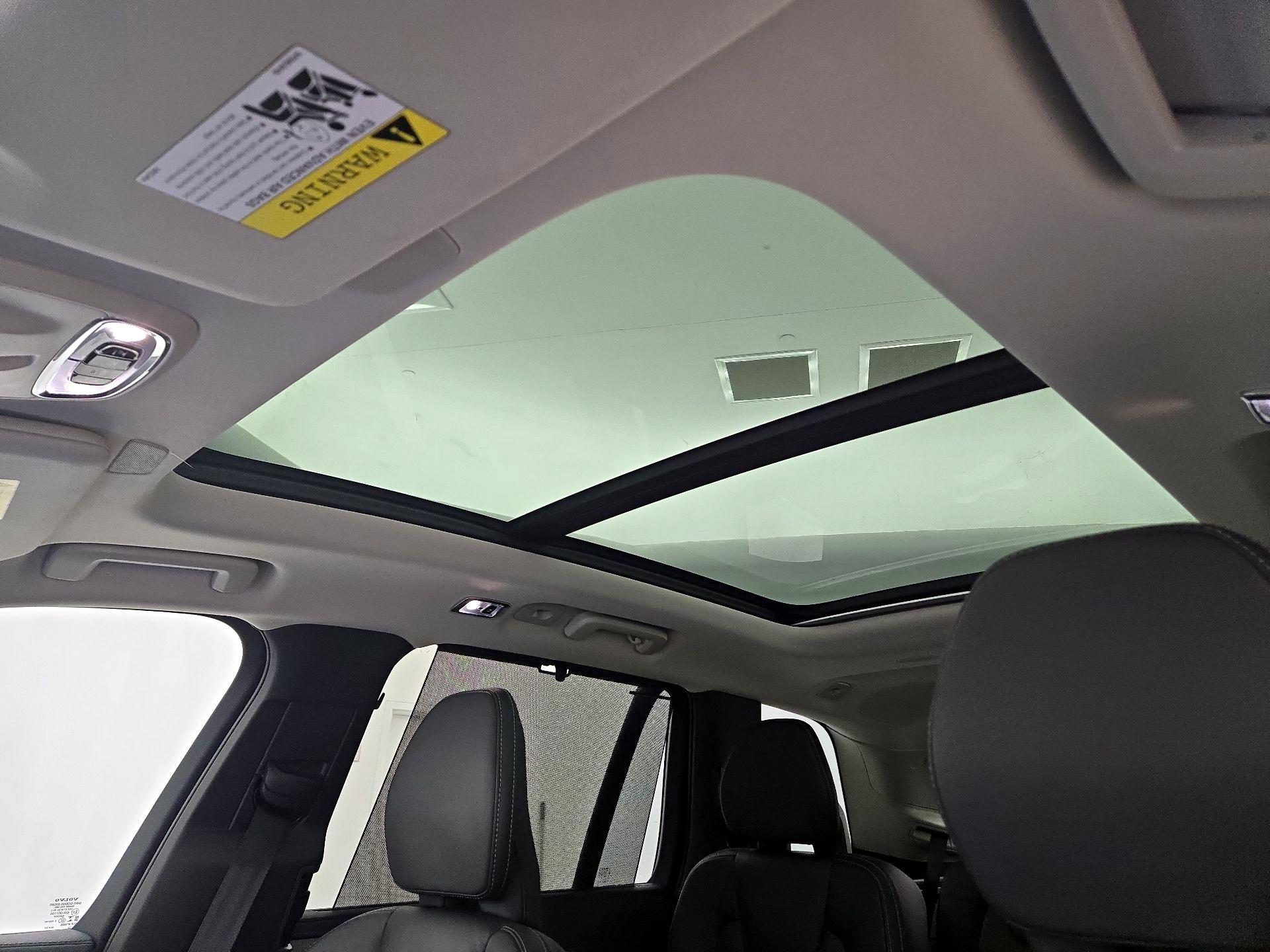 Thumbnail: 2022 Volvo XC90 - 20