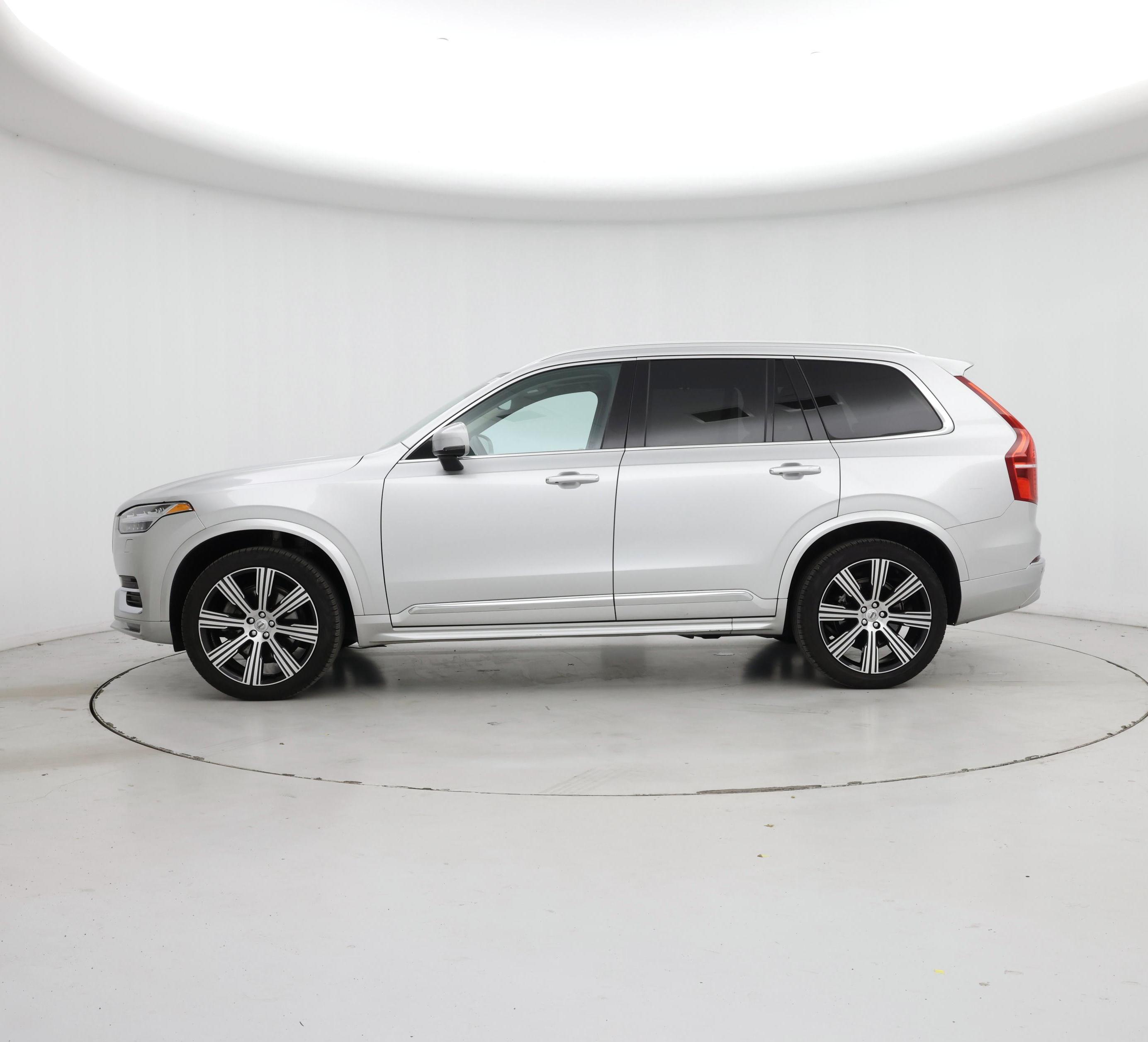 Thumbnail: 2022 Volvo XC90 - 3