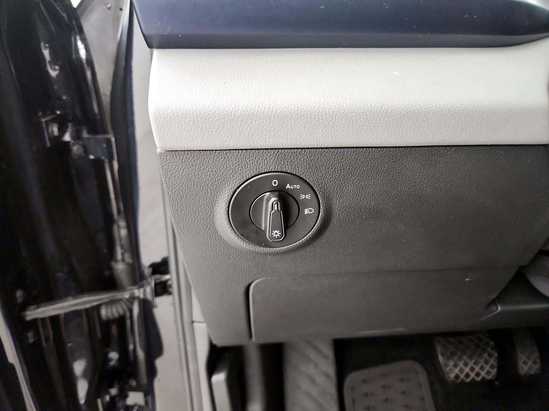 Thumbnail: 2022 Volkswagen Taos - 13