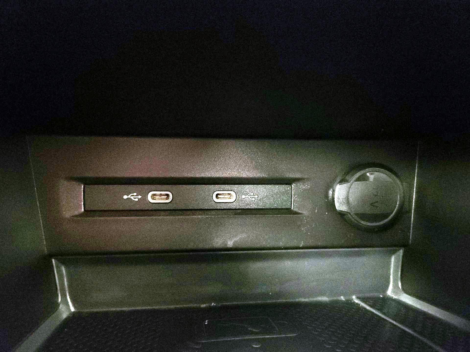 Thumbnail: 2022 Volkswagen Taos - 18