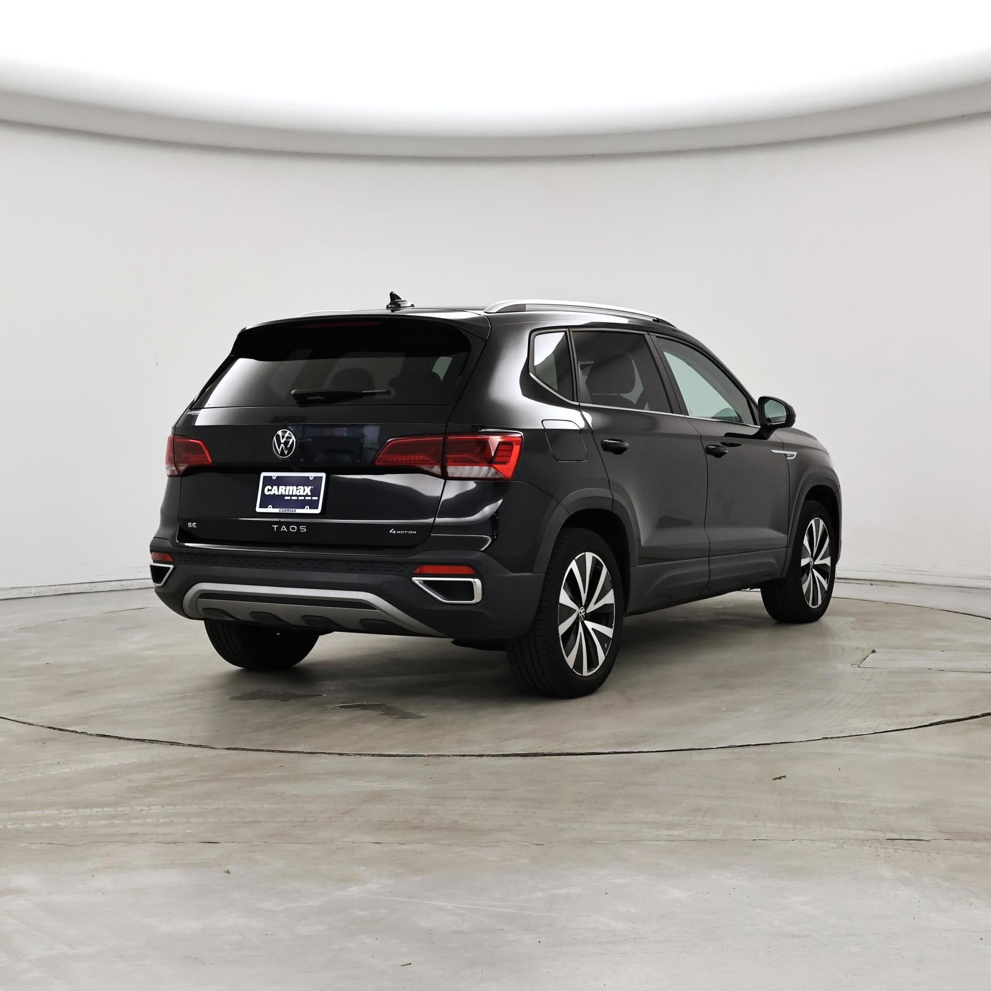 Thumbnail: 2022 Volkswagen Taos - 8