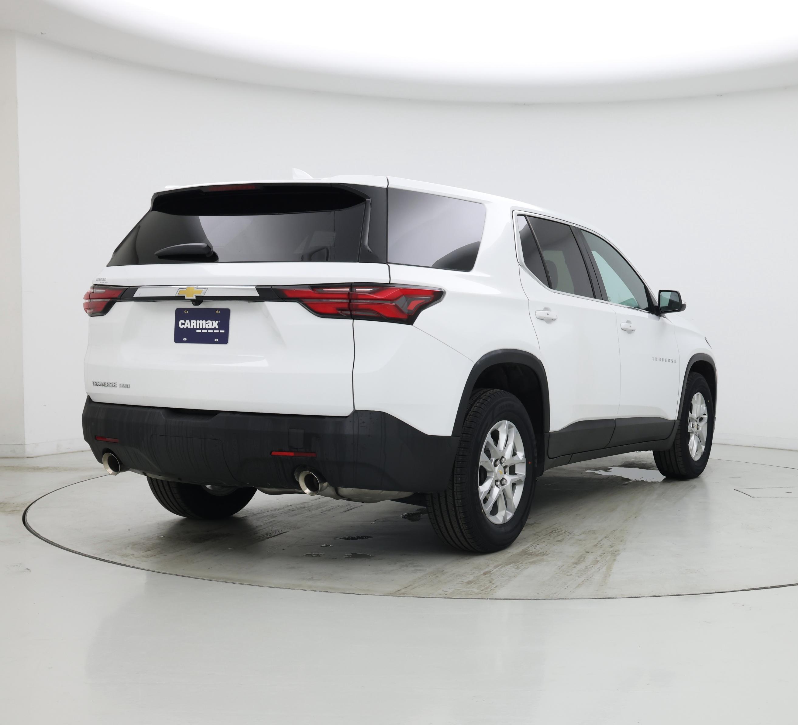 Thumbnail: 2022 Chevrolet Traverse - 8