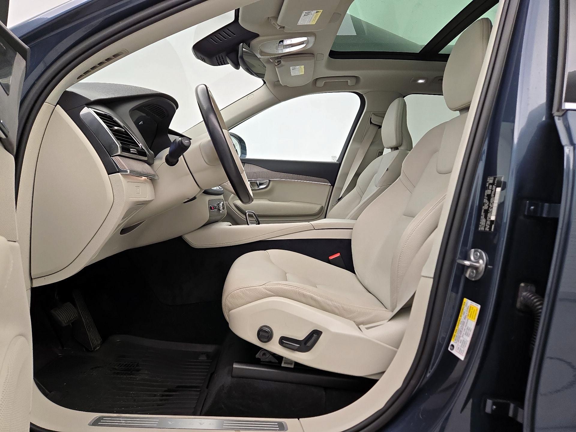 Thumbnail: 2023 Volvo XC90 - 11