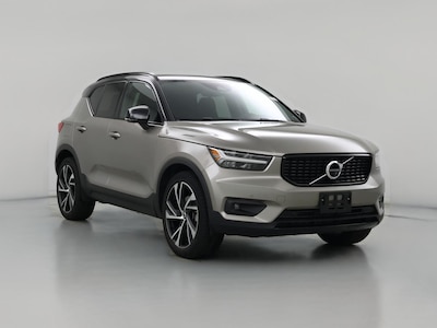 2022 Volvo XC40 T5 R-Design