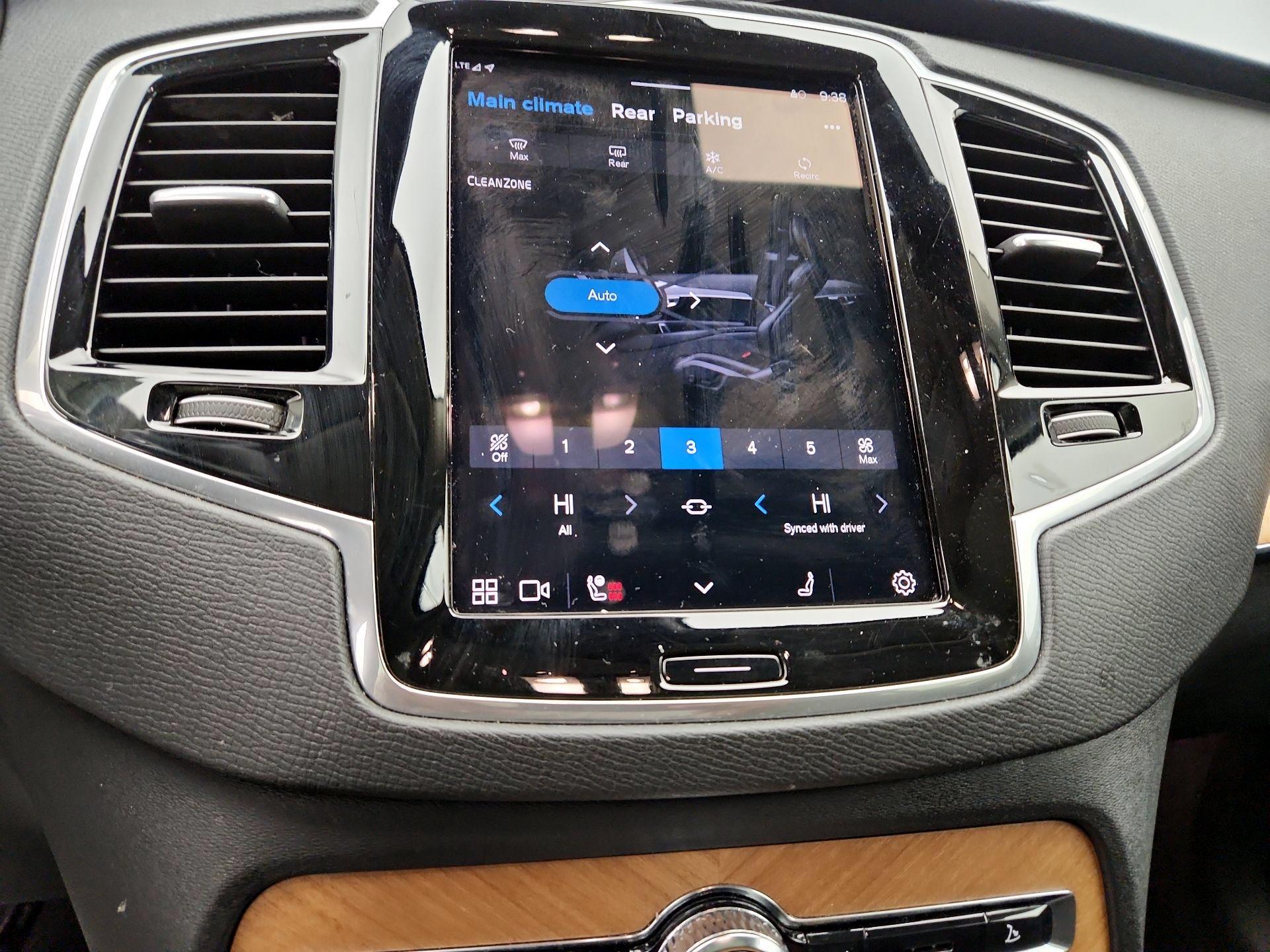 Thumbnail: 2024 Volvo XC90 - 17