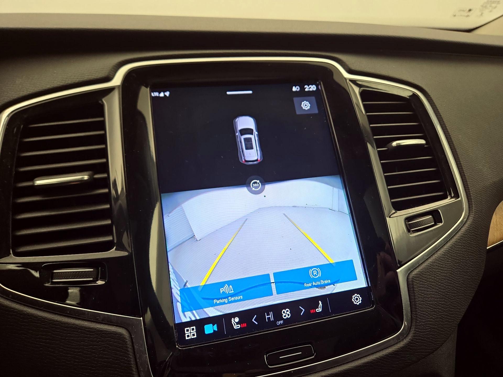 Thumbnail: 2023 Volvo XC90 - 15