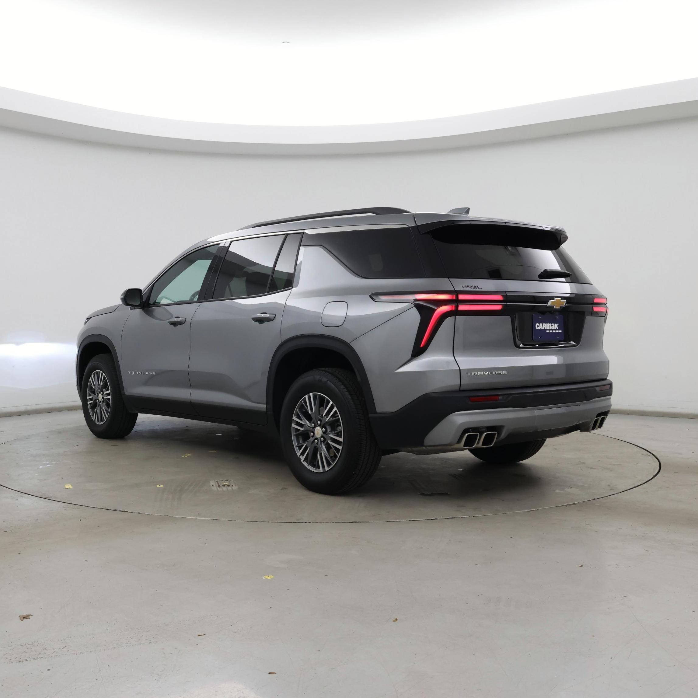 Thumbnail: 2025 Chevrolet Traverse - 2