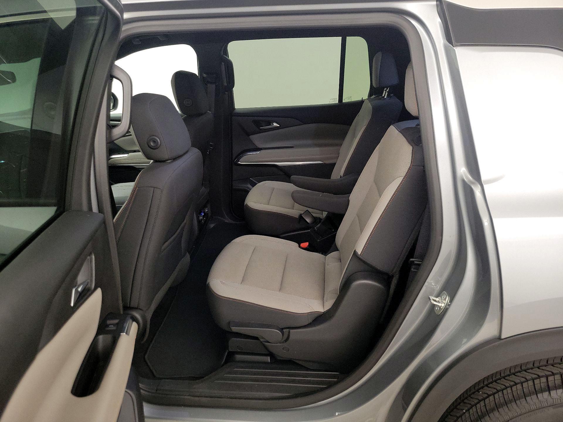 Thumbnail: 2025 Chevrolet Traverse - 20