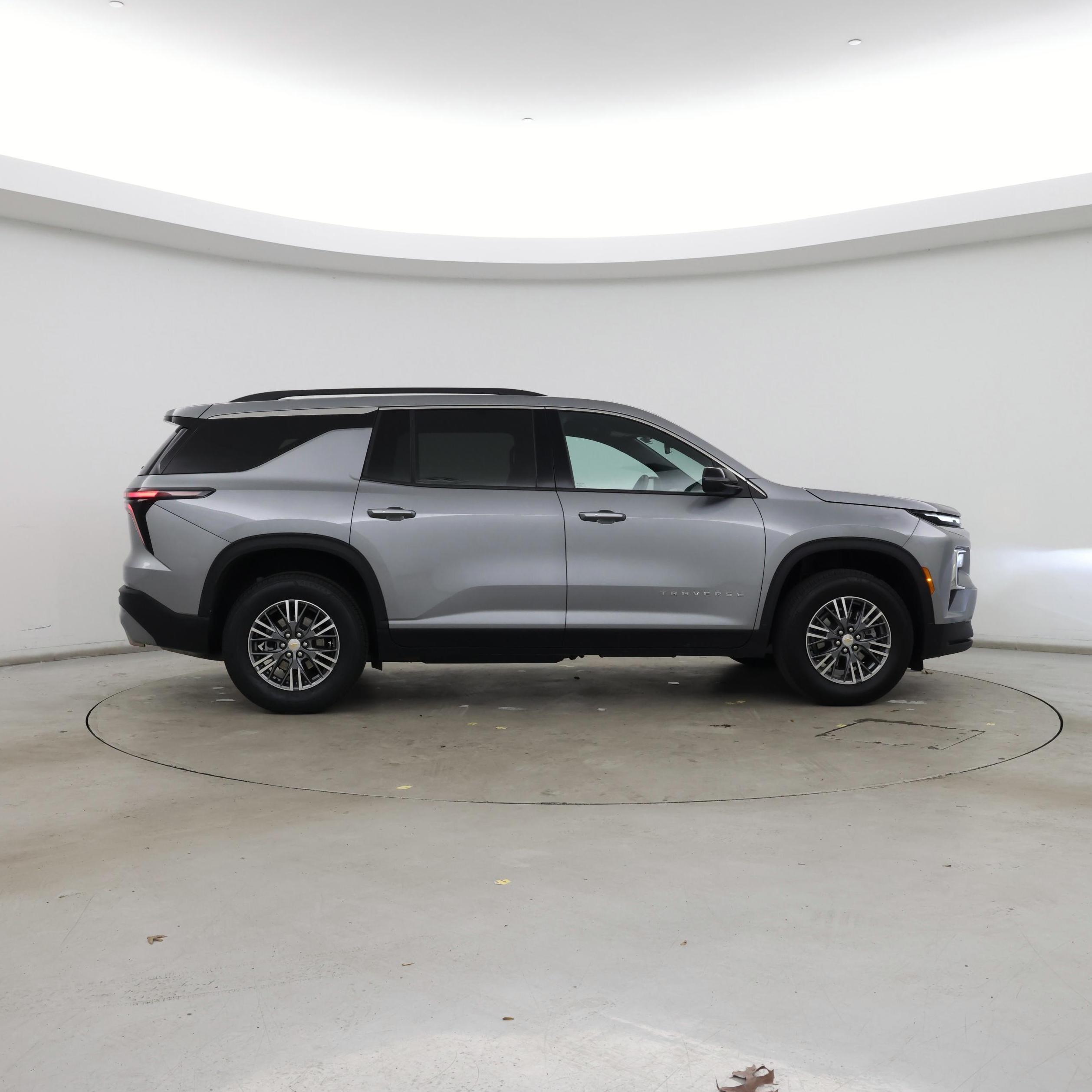 Thumbnail: 2025 Chevrolet Traverse - 7