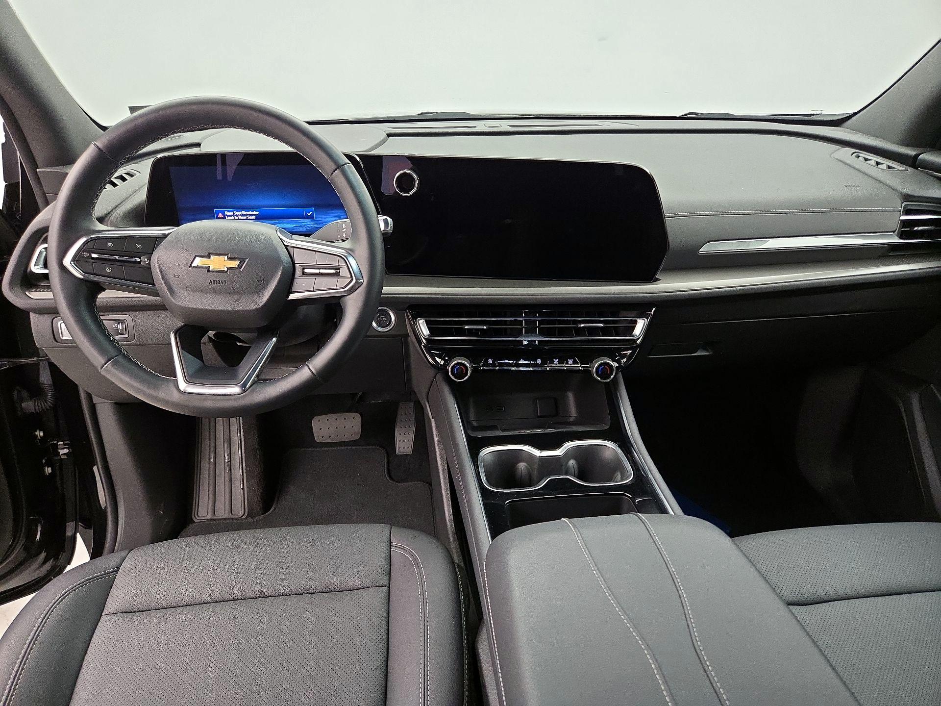 Thumbnail: 2025 Chevrolet Traverse - 9