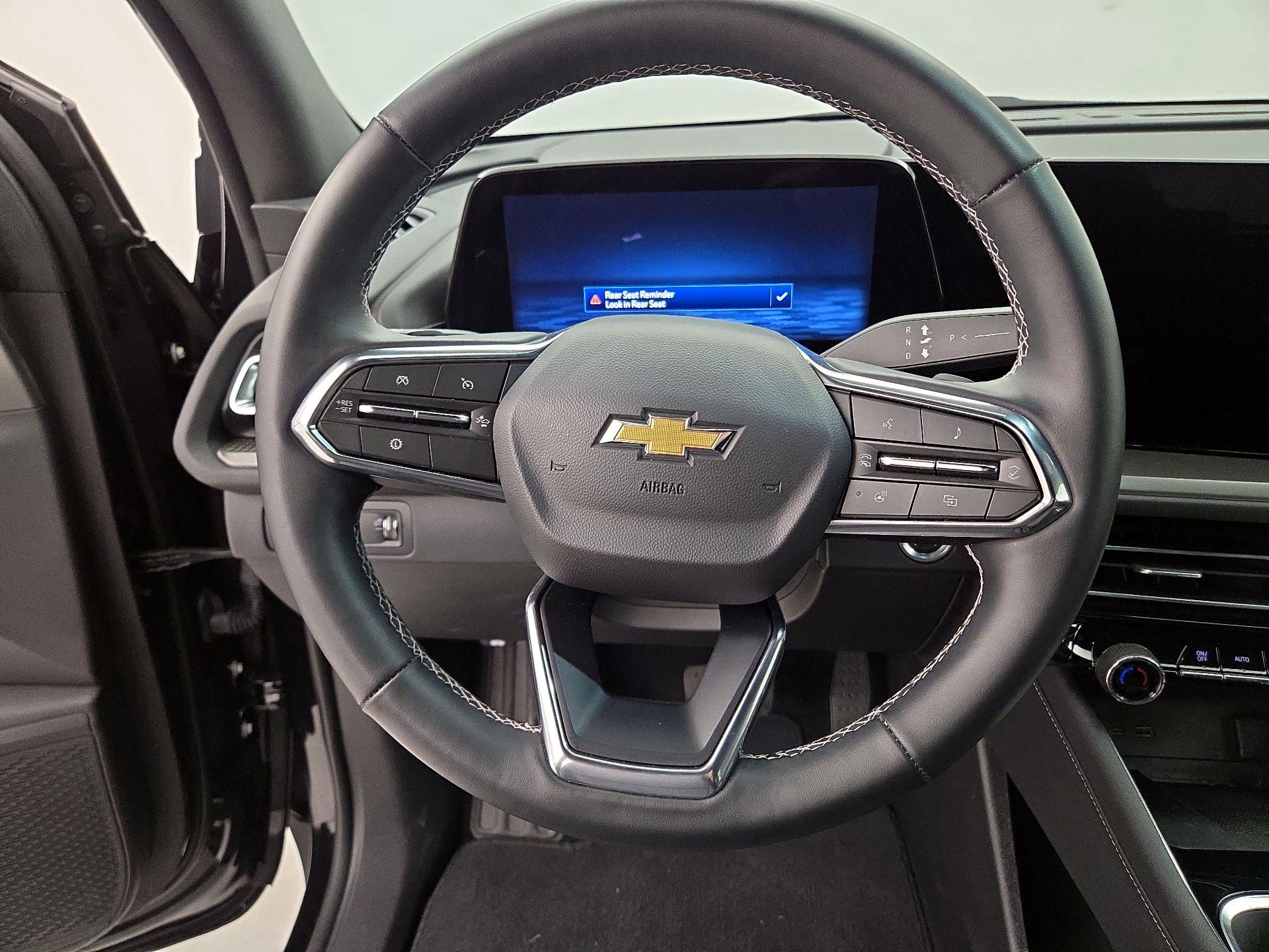 Thumbnail: 2025 Chevrolet Traverse - 10