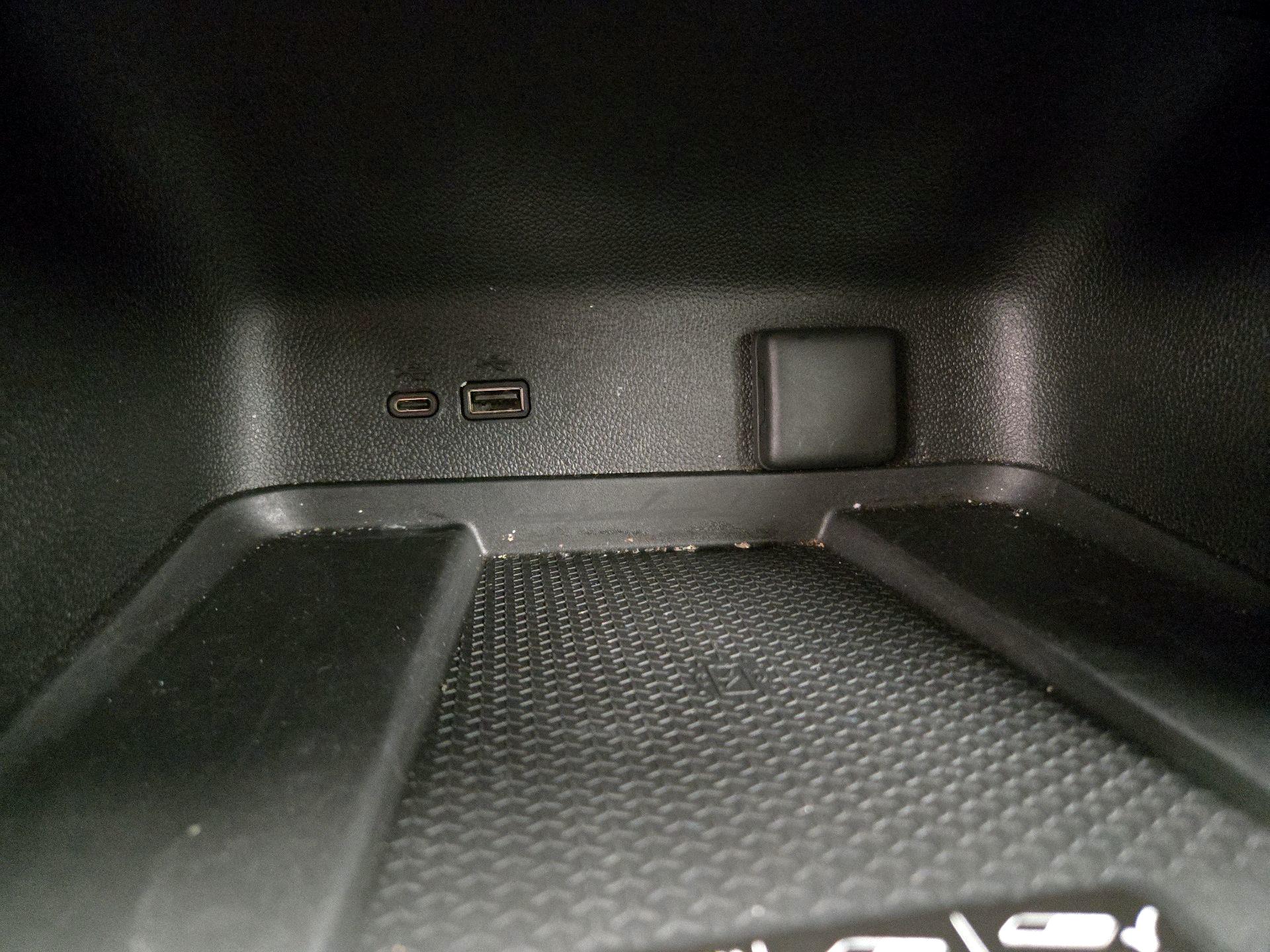 Thumbnail: 2025 Chevrolet Traverse - 19