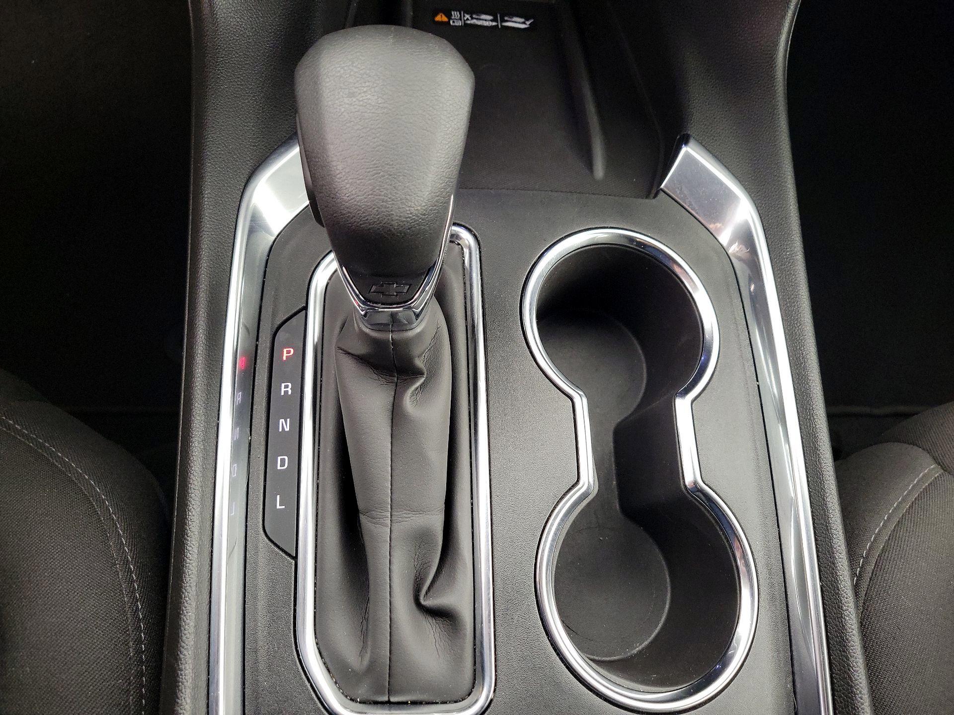 Thumbnail: 2023 Chevrolet Traverse - 17