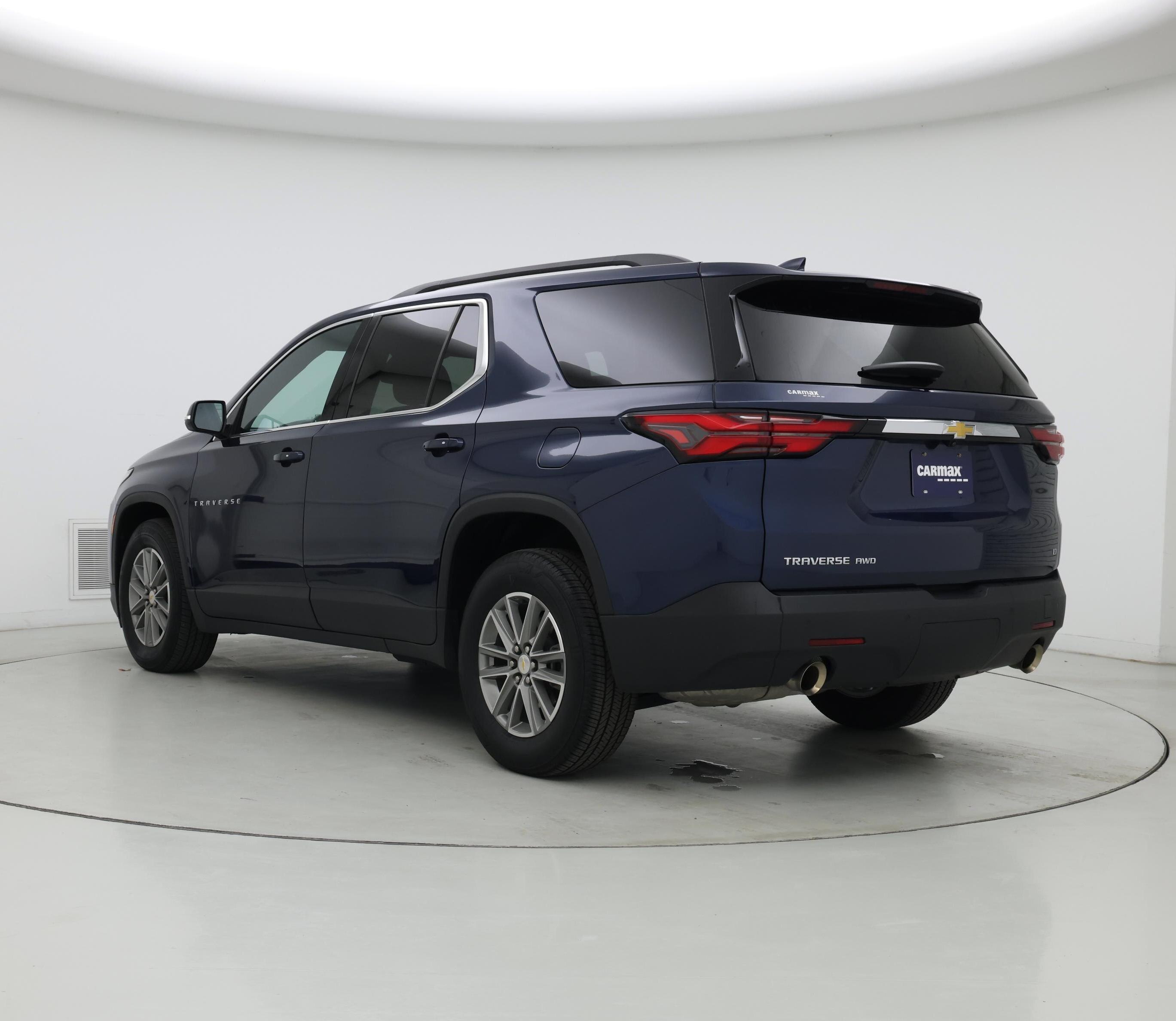 Thumbnail: 2023 Chevrolet Traverse - 2