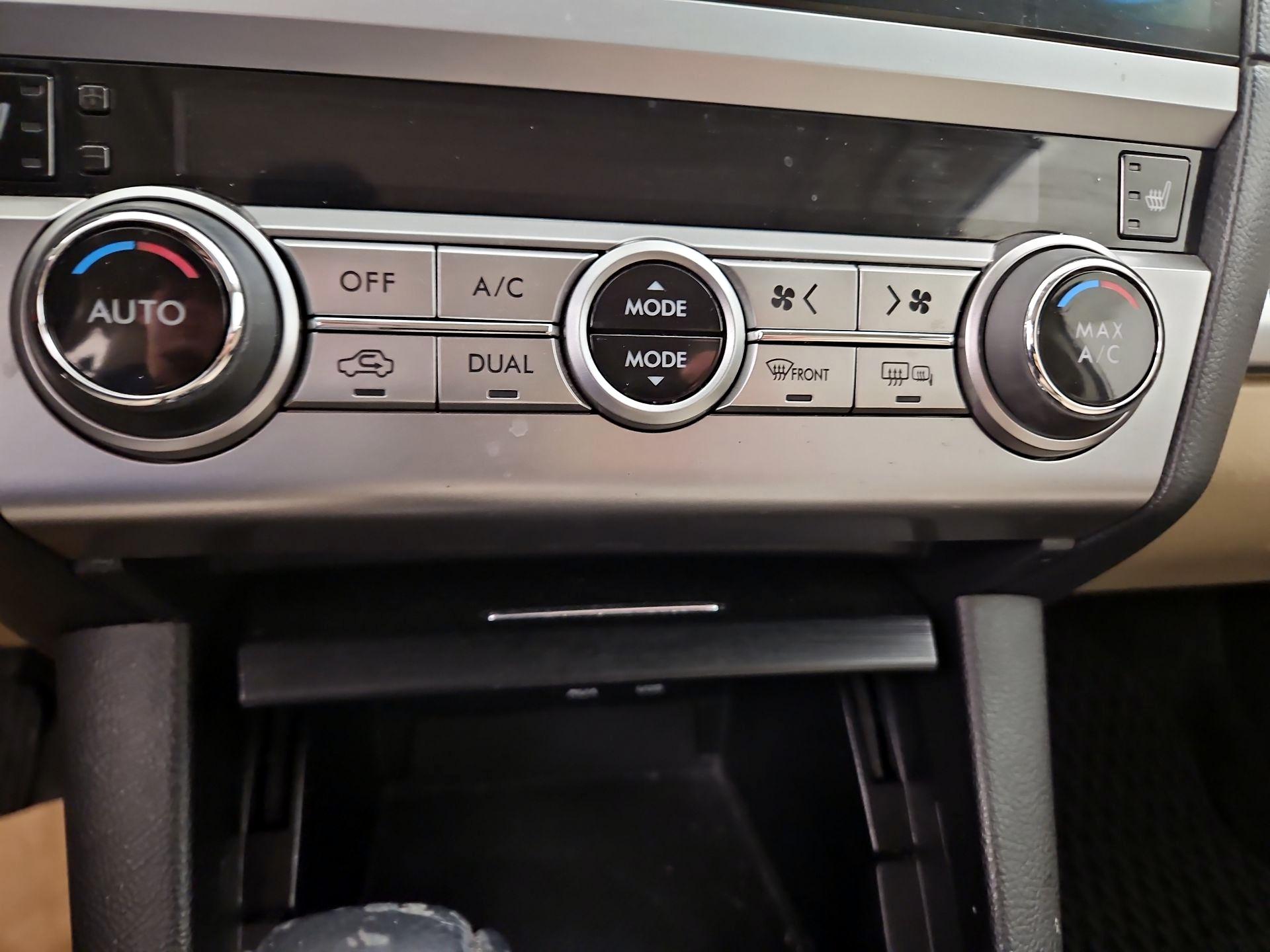 Thumbnail: 2015 Subaru Outback - 16