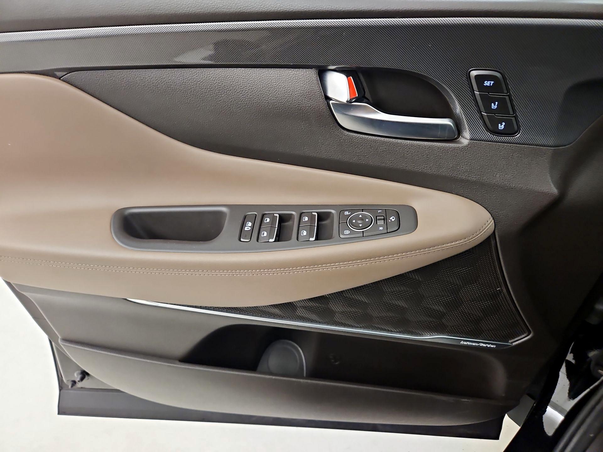 Thumbnail: 2022 Hyundai Santa Fe - 12