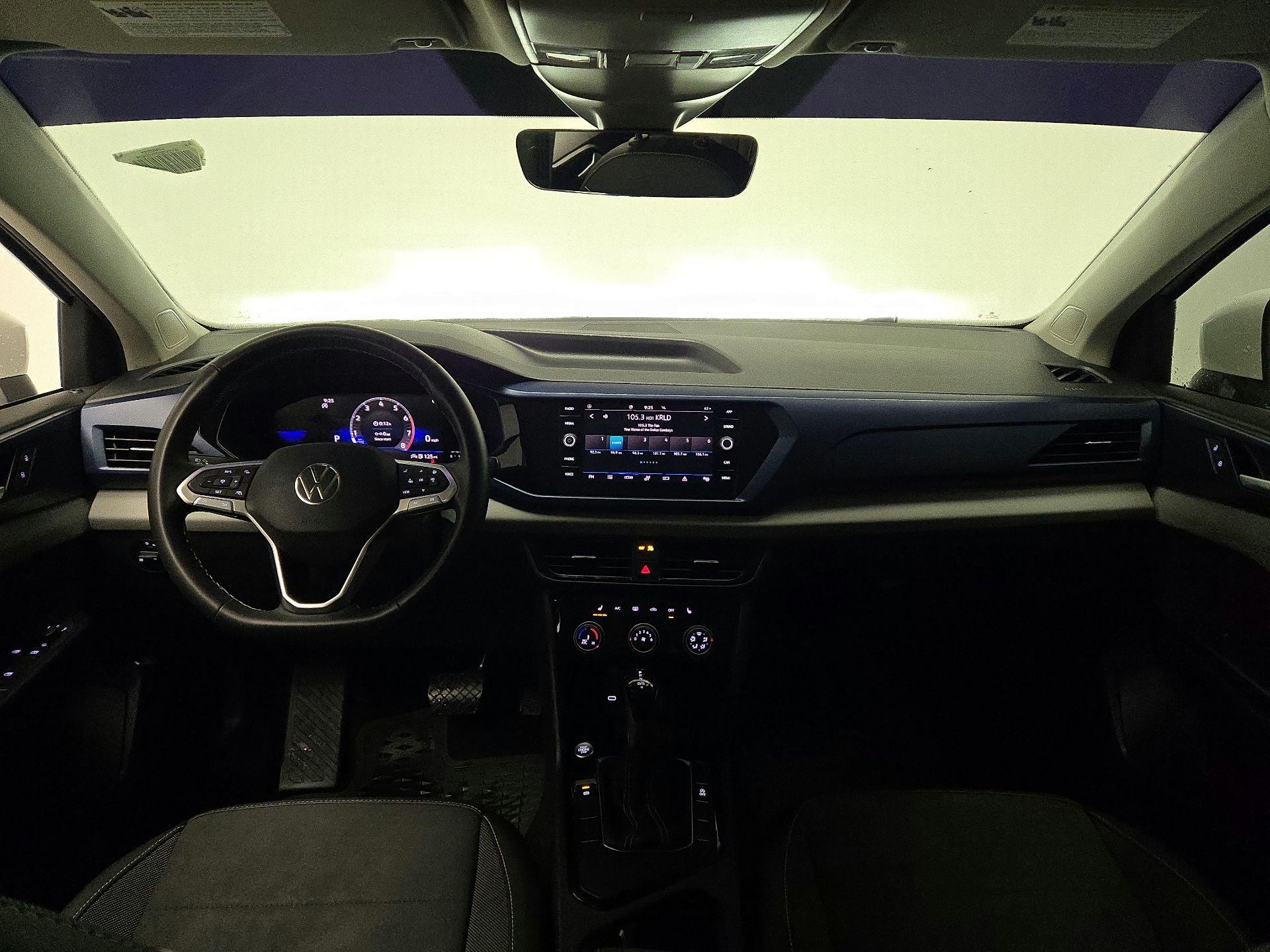 Thumbnail: 2023 Volkswagen Taos - 9