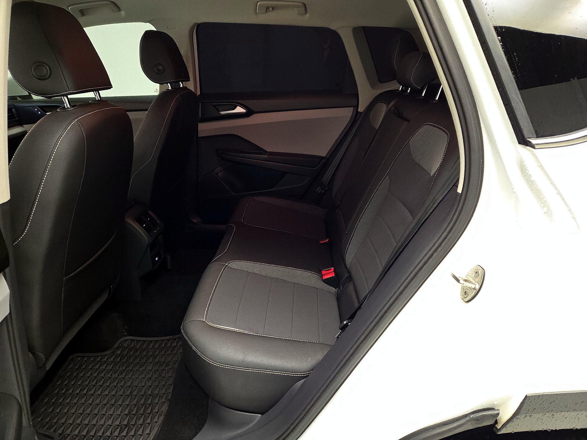 Thumbnail: 2023 Volkswagen Taos - 19