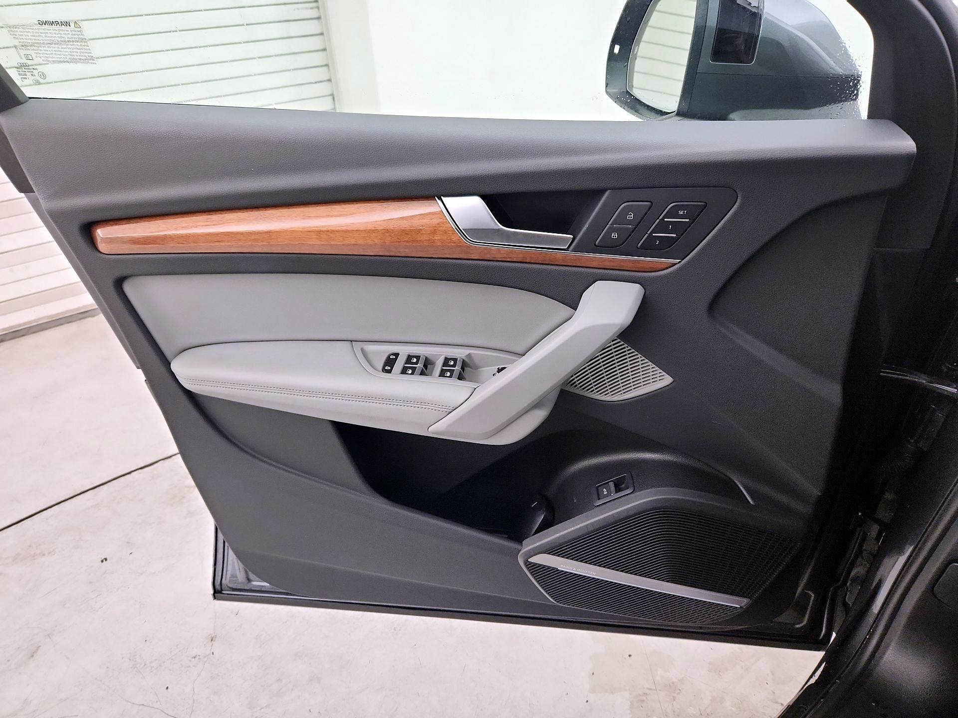 Thumbnail: 2022 Audi Q5 - 12