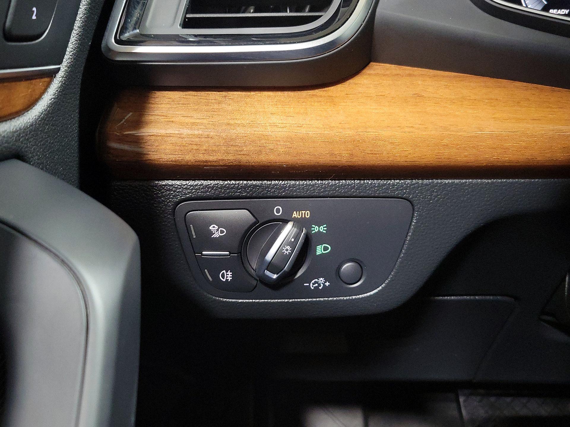 Thumbnail: 2022 Audi Q5 - 13