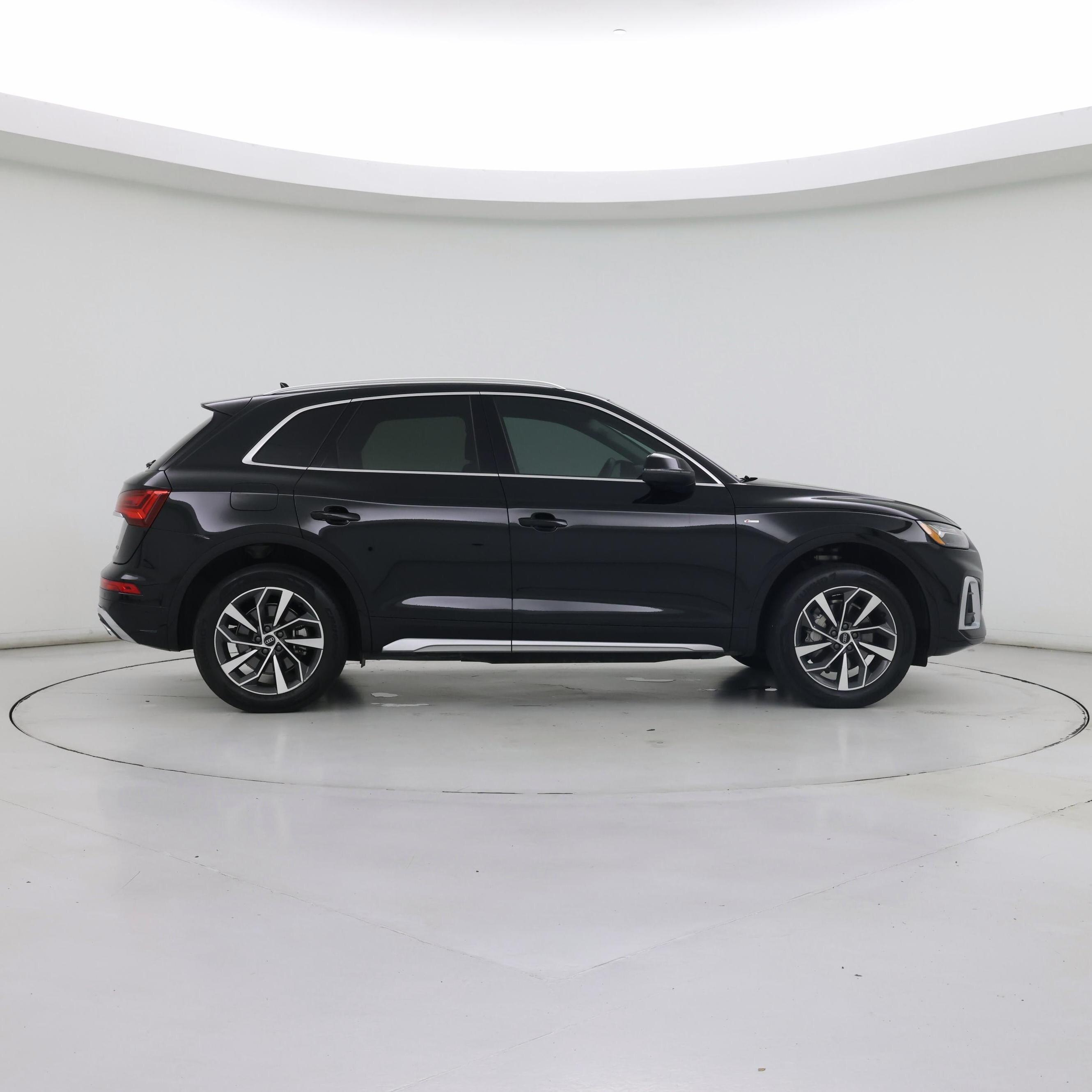 Thumbnail: 2022 Audi Q5 - 7