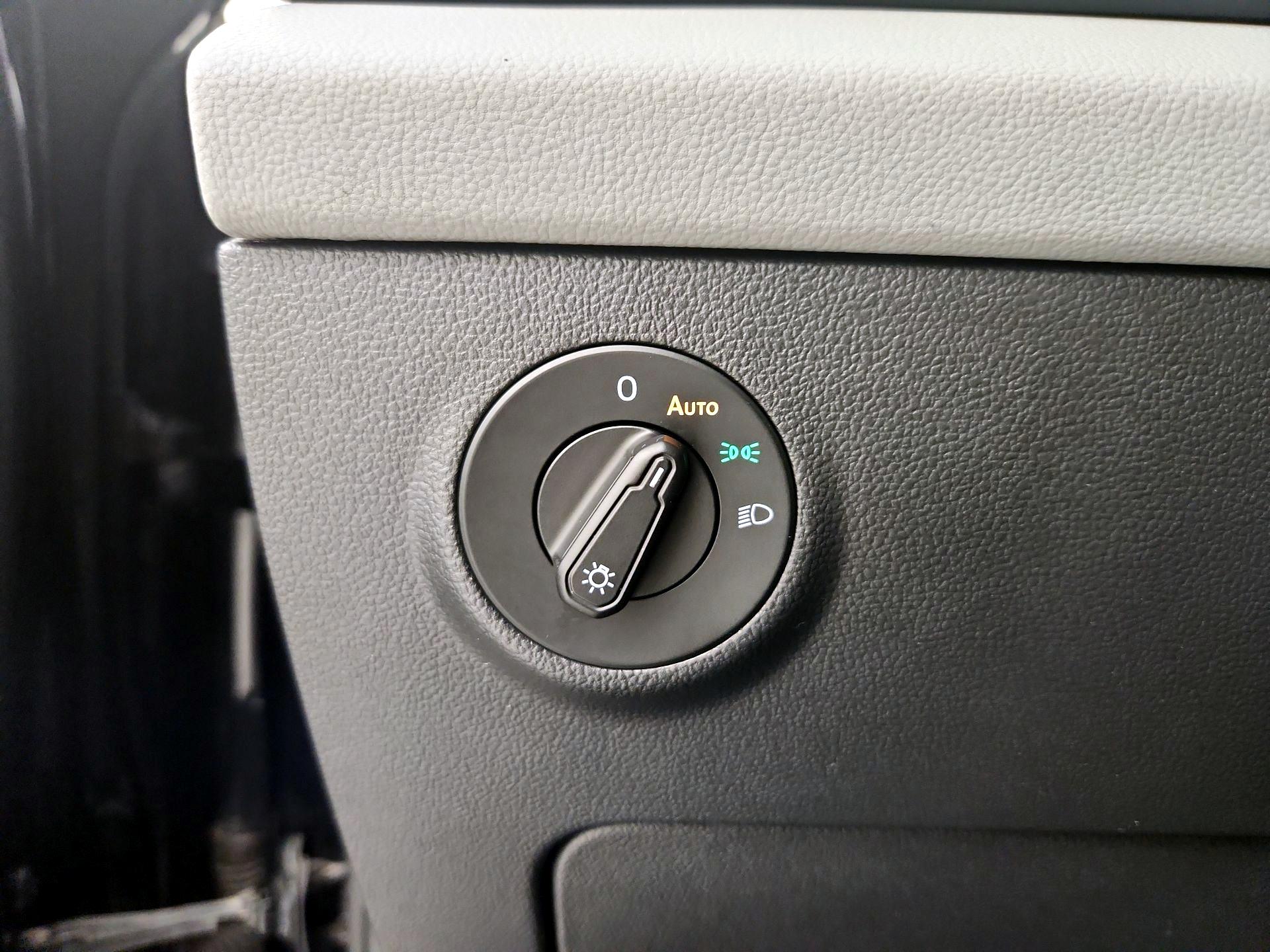 Thumbnail: 2023 Volkswagen Taos - 13