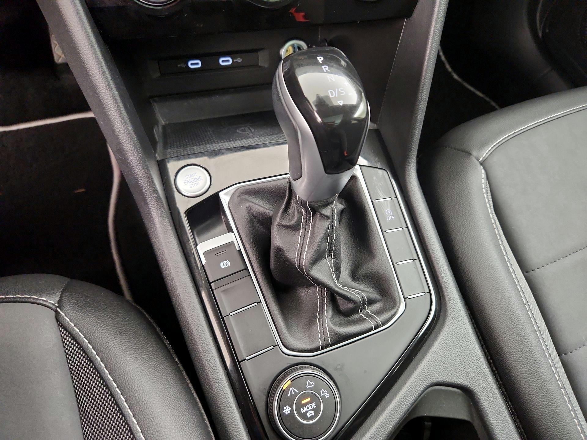 Thumbnail: 2023 Volkswagen Taos - 17