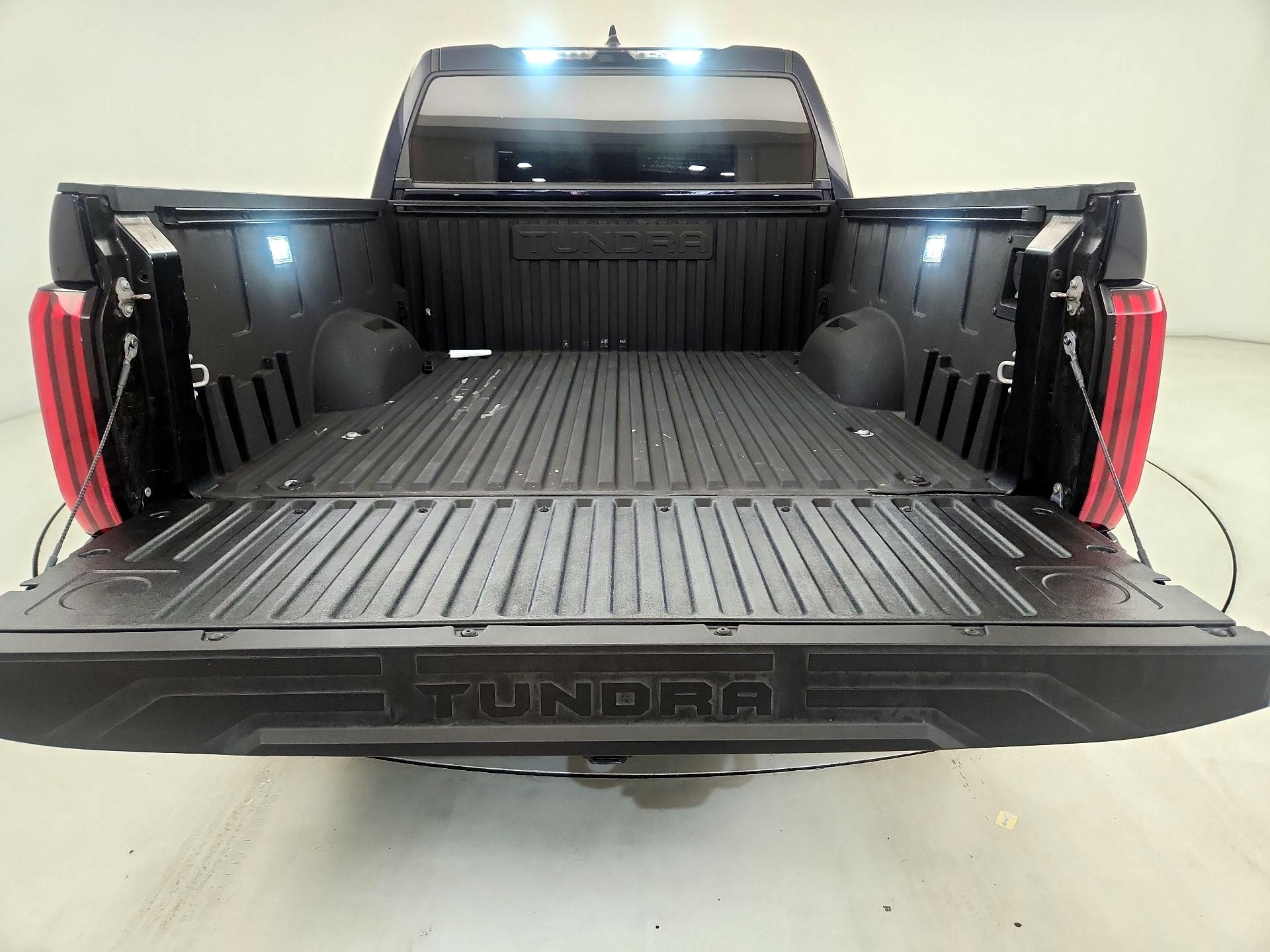 Thumbnail: 2023 Toyota Tundra - 16