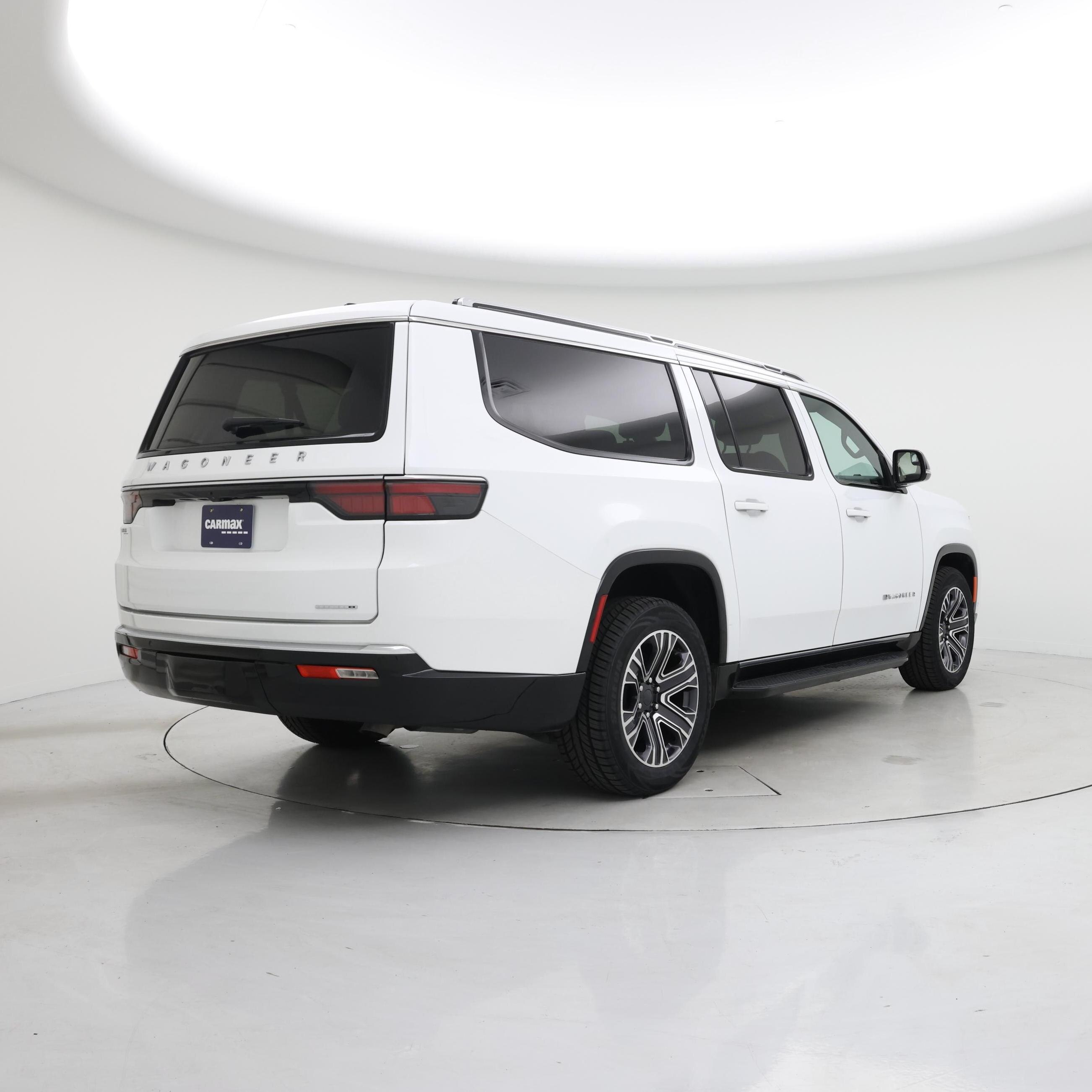 Thumbnail: 2024 Jeep Wagoneer - 8