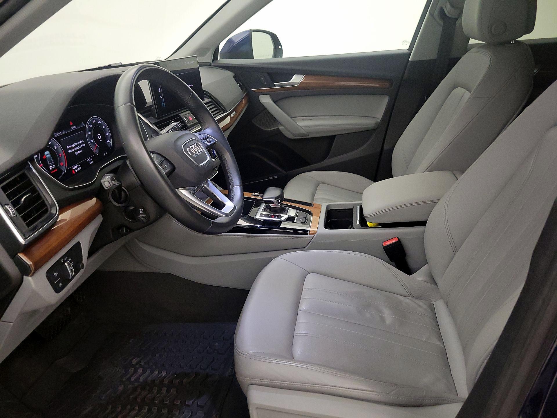 Thumbnail: 2022 Audi Q5 - 11