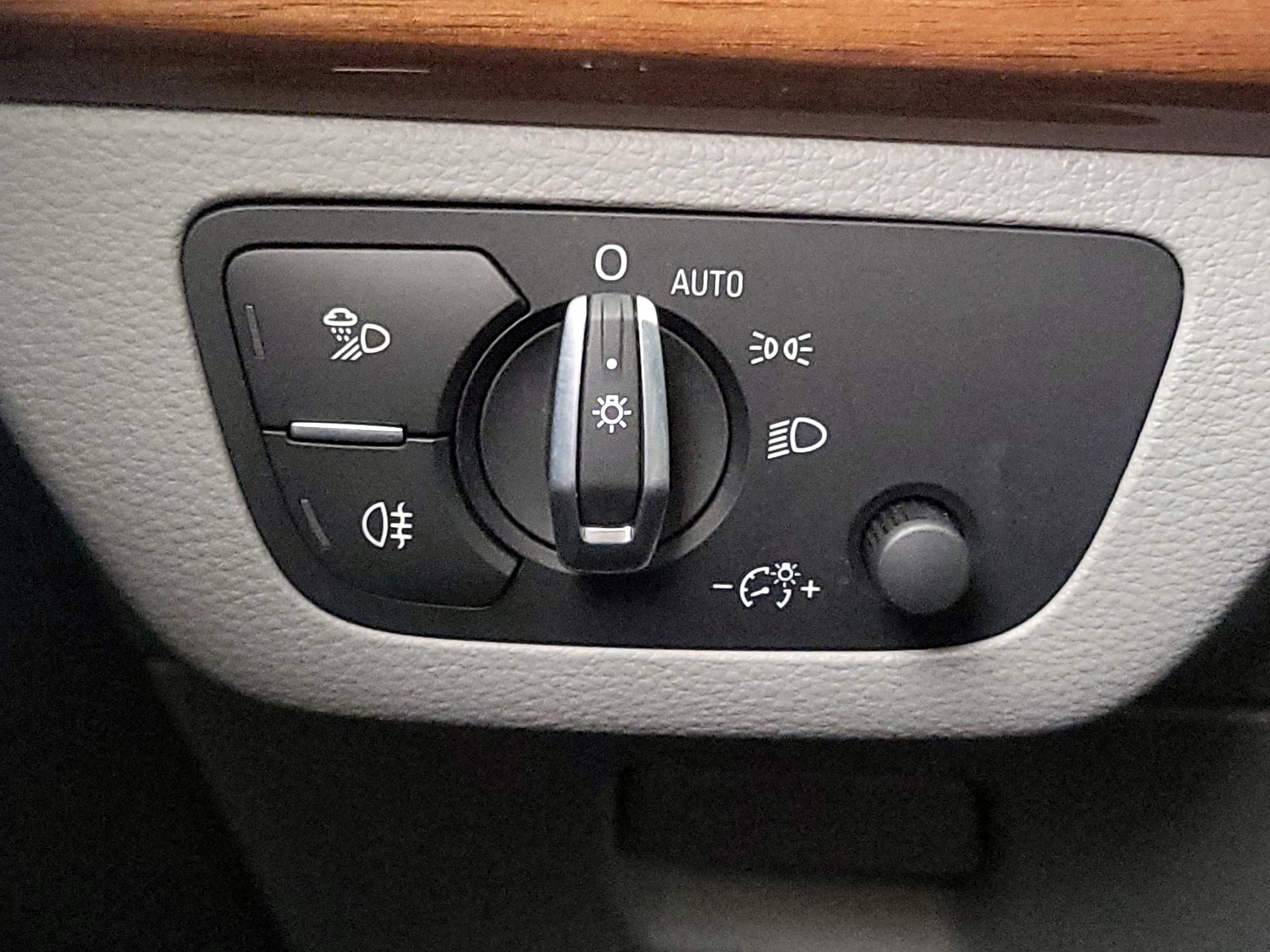 Thumbnail: 2022 Audi Q5 - 13