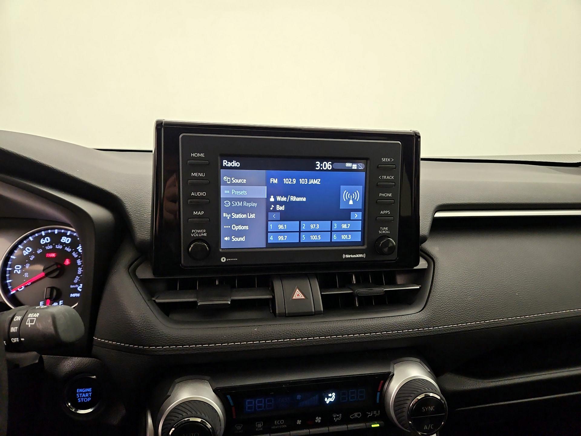 Thumbnail: 2021 Toyota RAV4 - 15