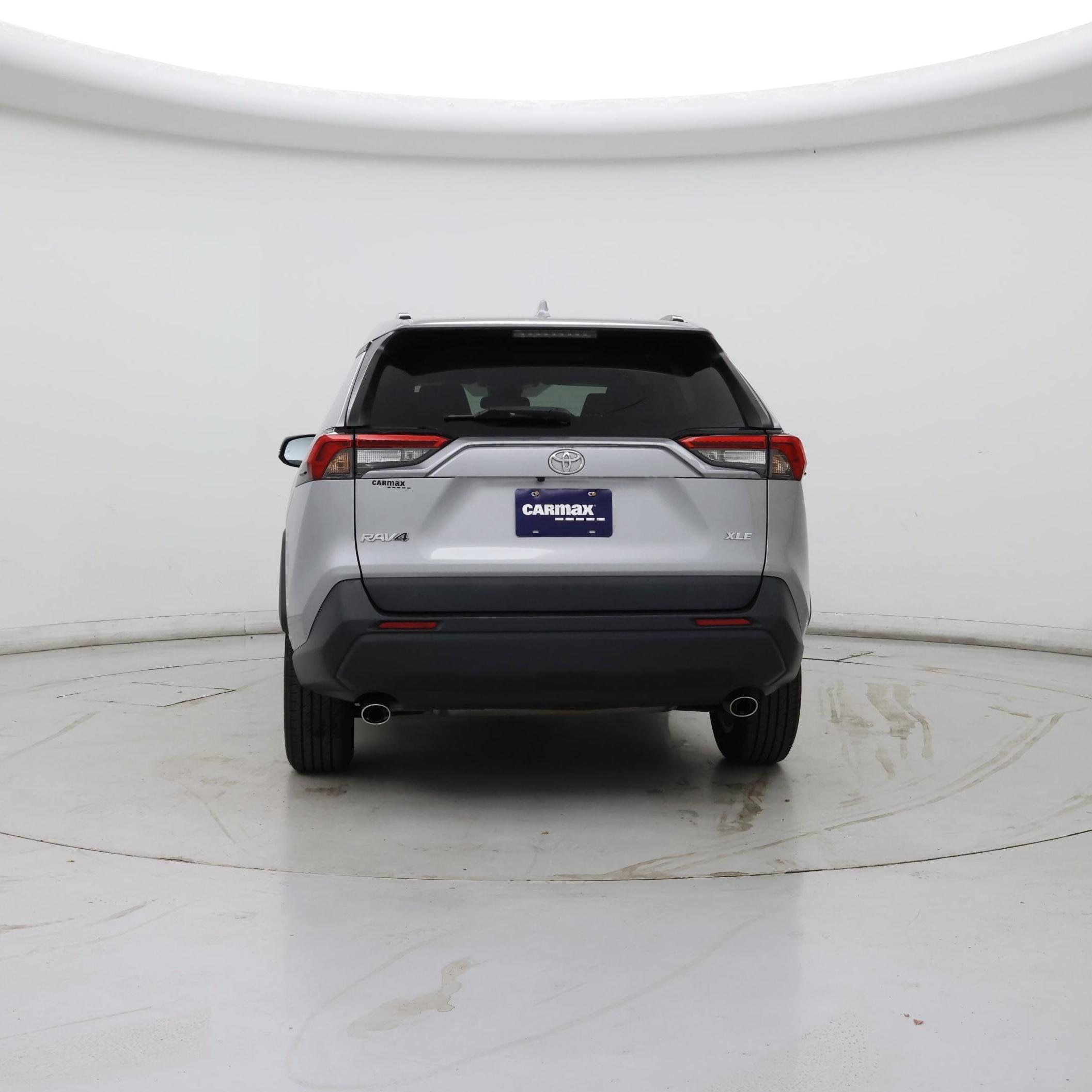 Thumbnail: 2021 Toyota RAV4 - 6