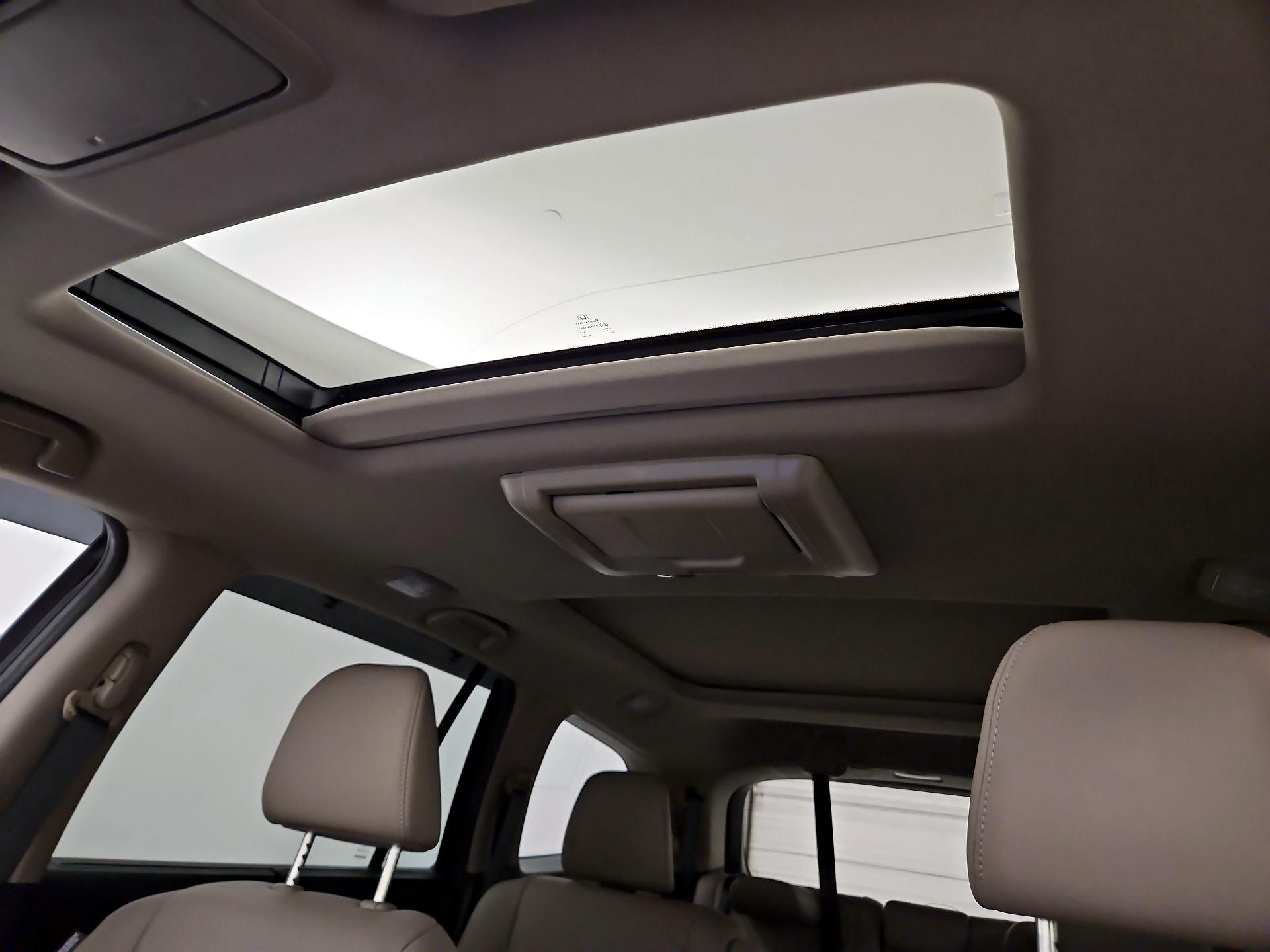 Thumbnail: 2018 Honda Pilot - 20