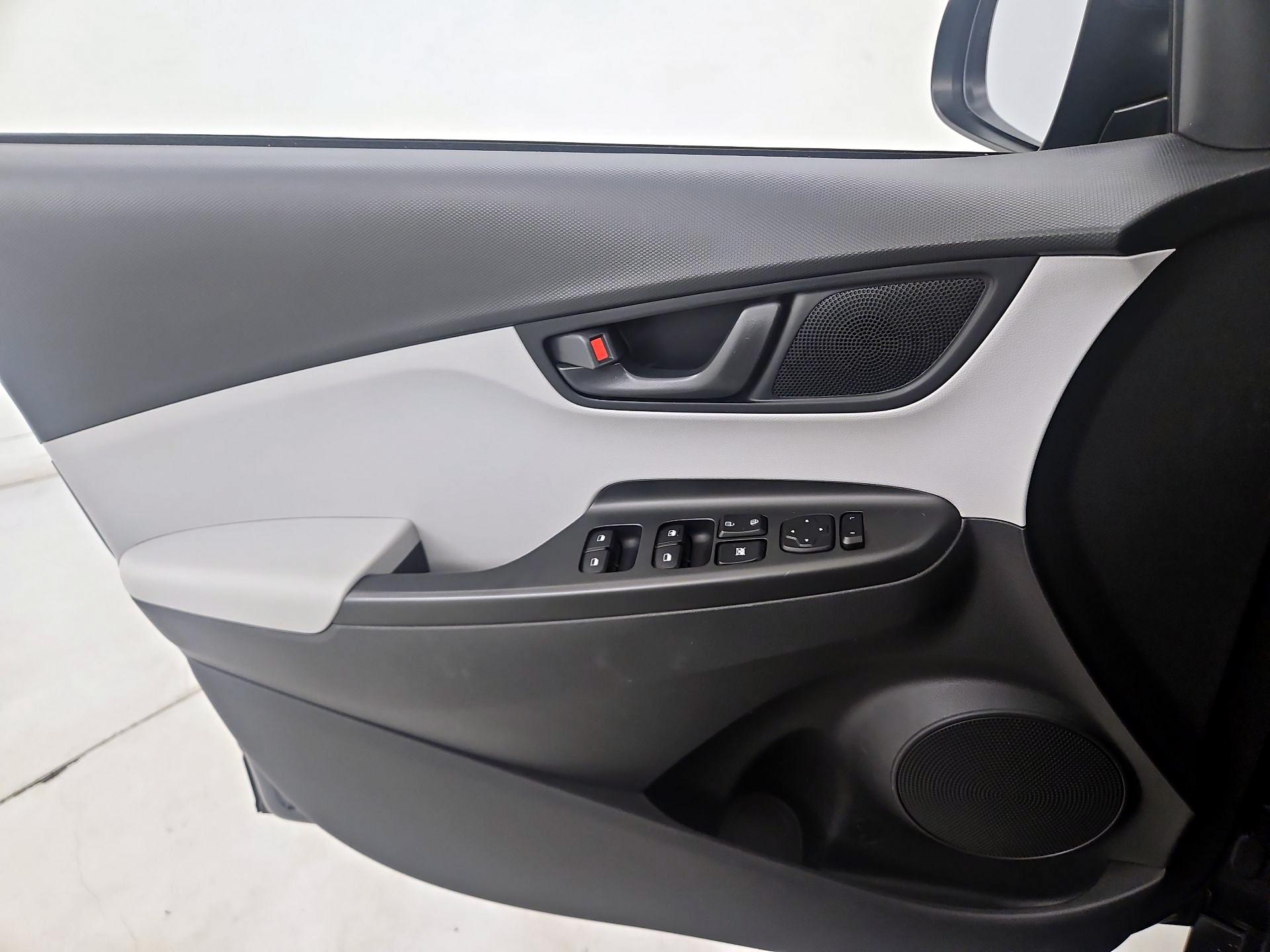 Thumbnail: 2022 Hyundai Kona - 12