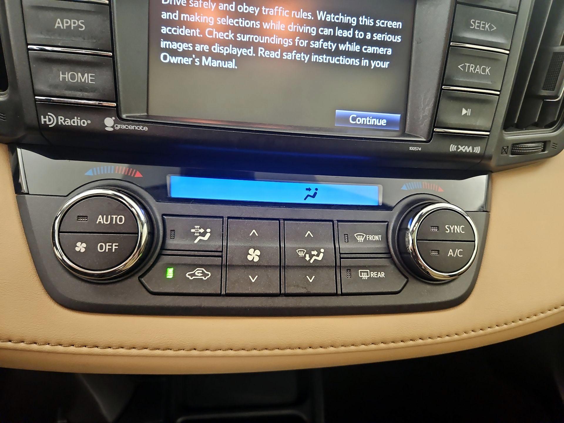 Thumbnail: 2018 Toyota RAV4 - 16