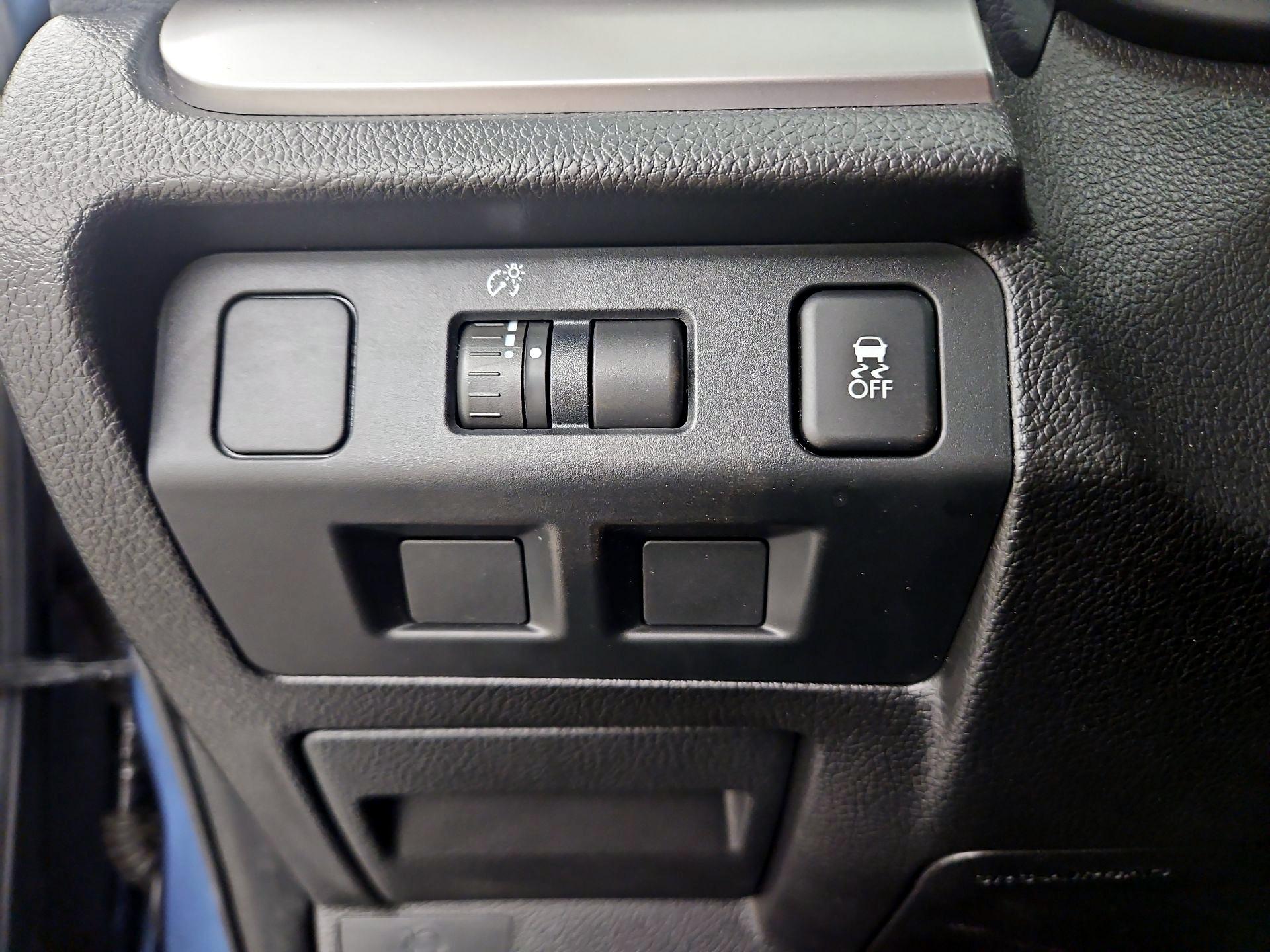 Thumbnail: 2014 Subaru Impreza - 13