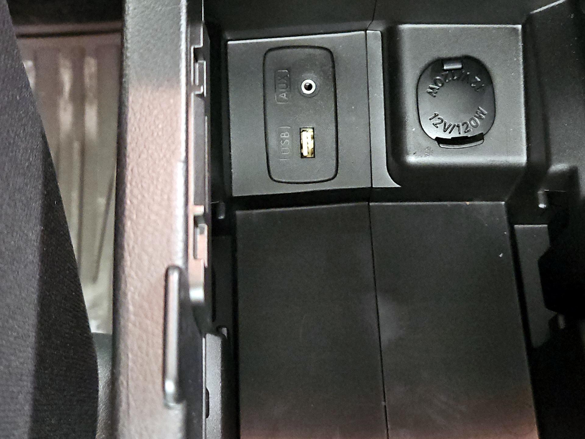 Thumbnail: 2014 Subaru Impreza - 17