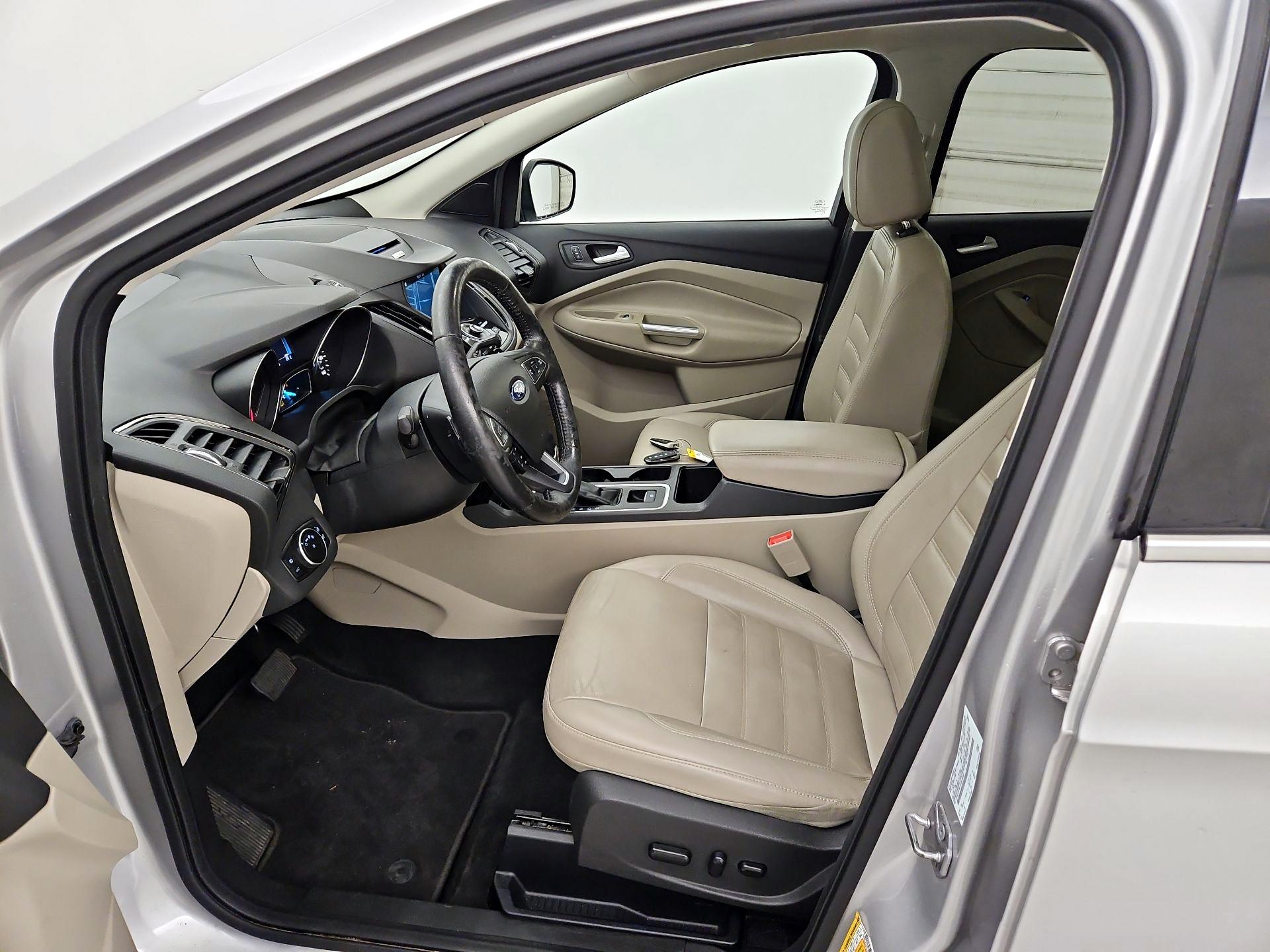 Thumbnail: 2017 Ford Escape - 11