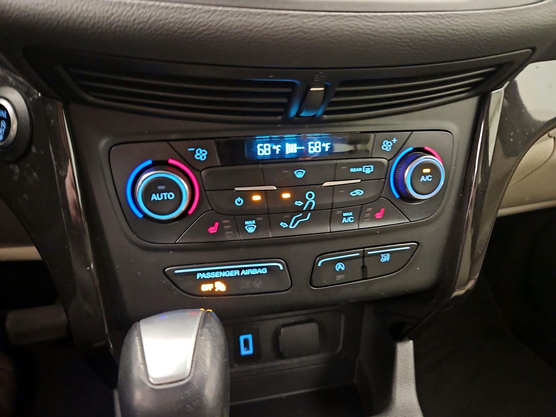 Thumbnail: 2017 Ford Escape - 17