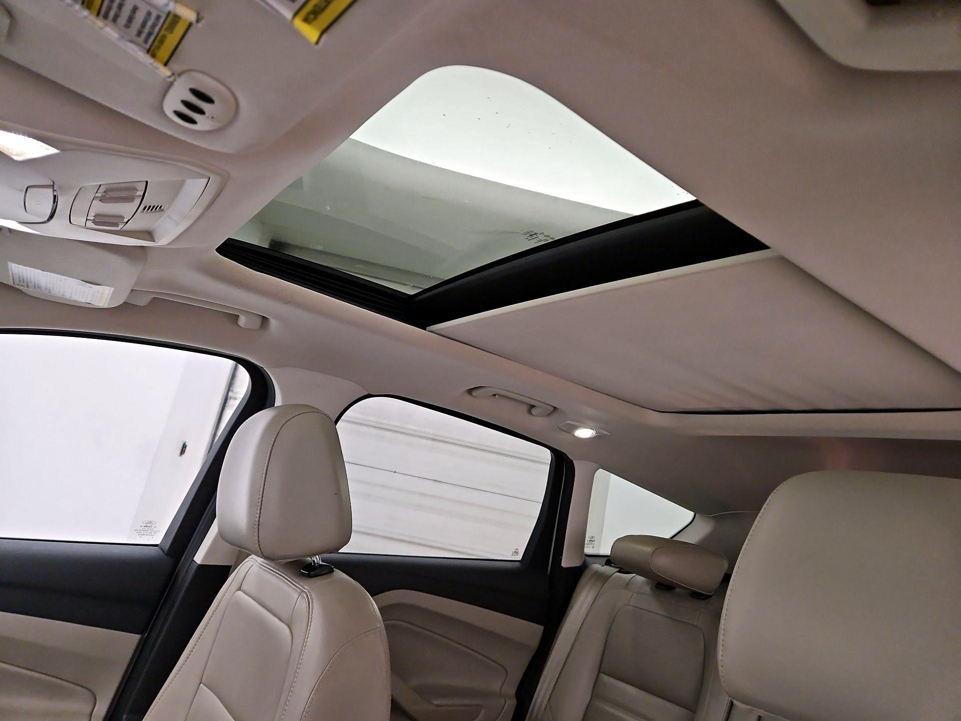 Thumbnail: 2017 Ford Escape - 20