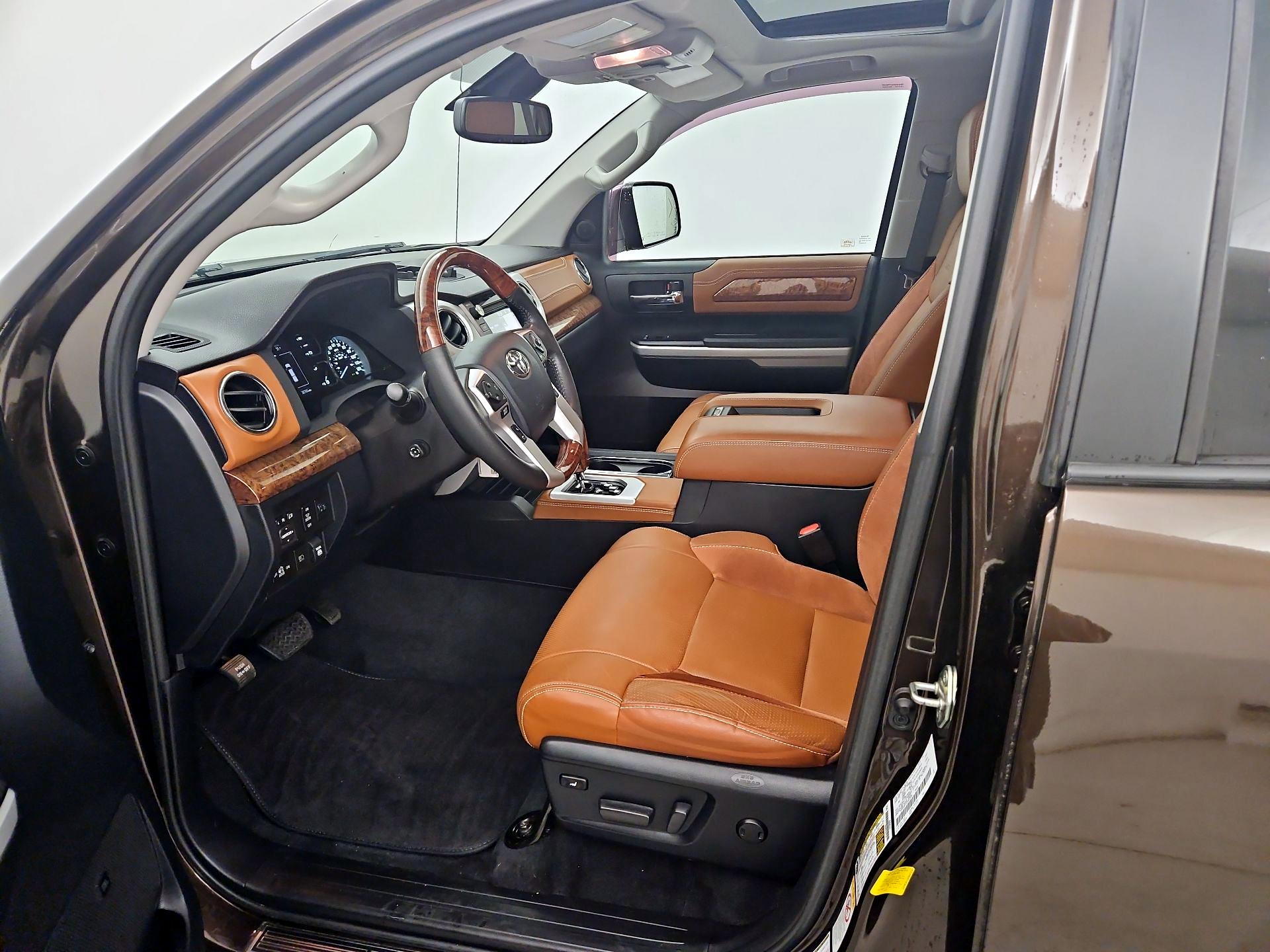 Thumbnail: 2019 Toyota Tundra - 11