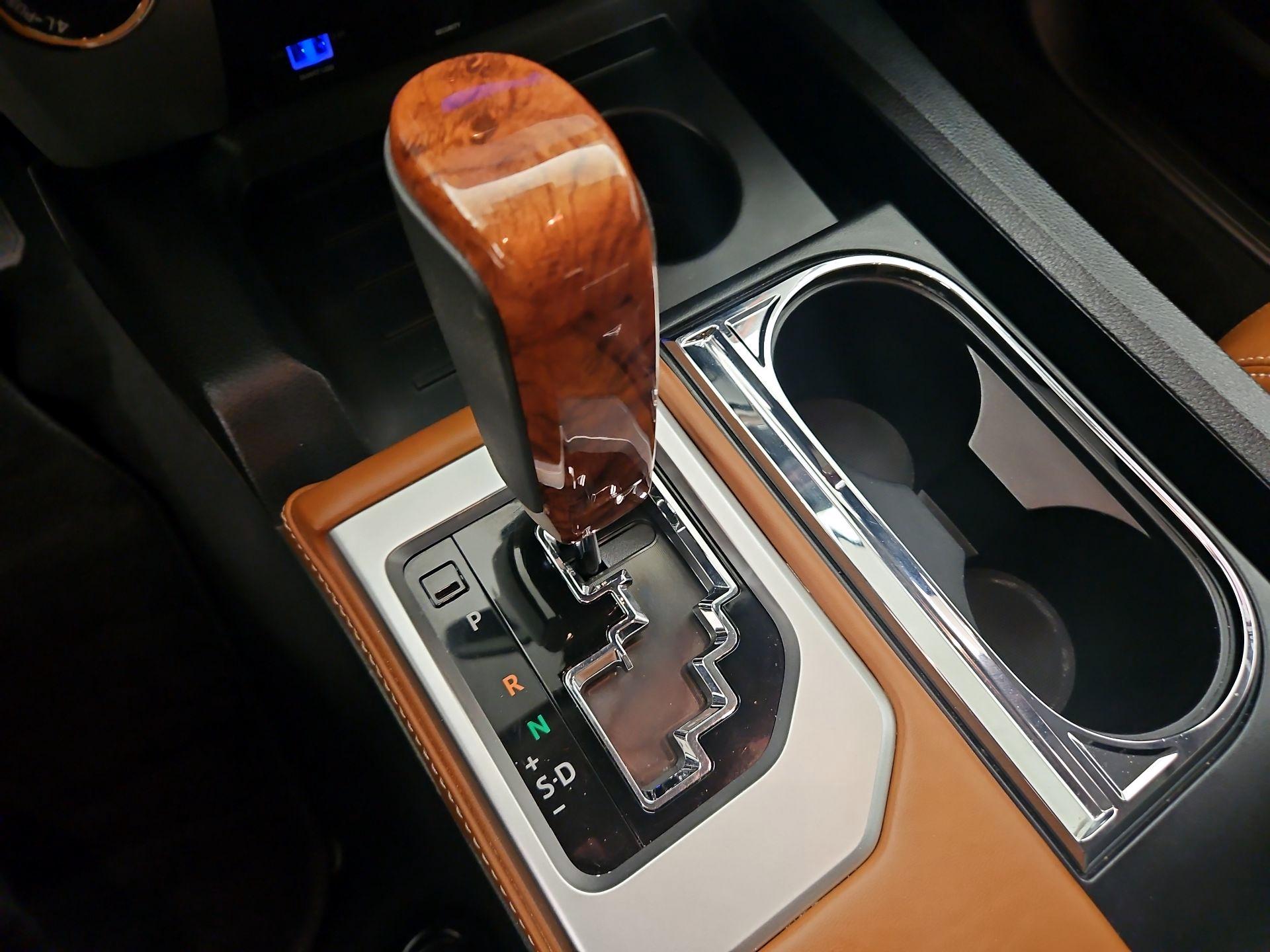 Thumbnail: 2019 Toyota Tundra - 18