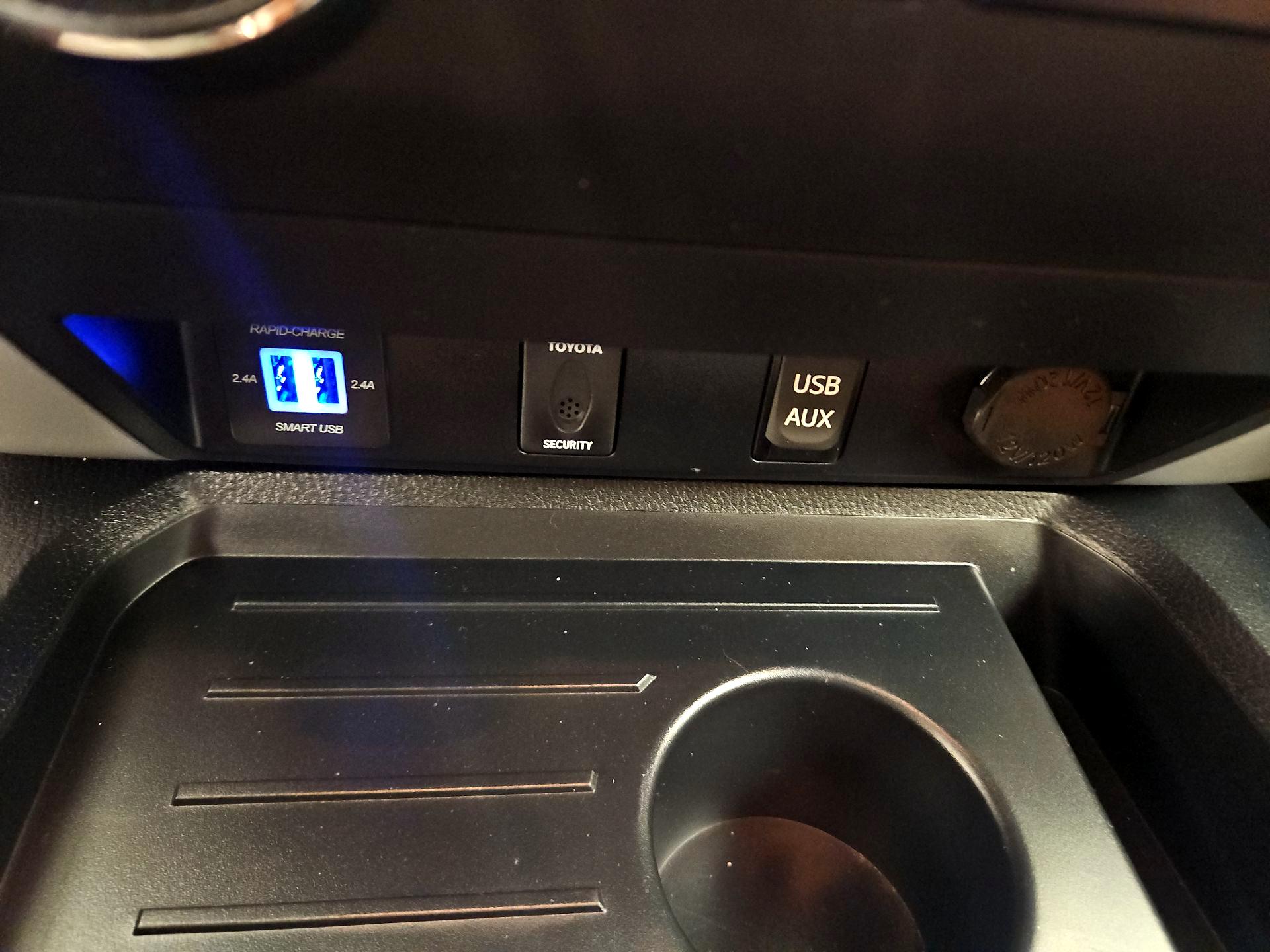 Thumbnail: 2019 Toyota Tundra - 19