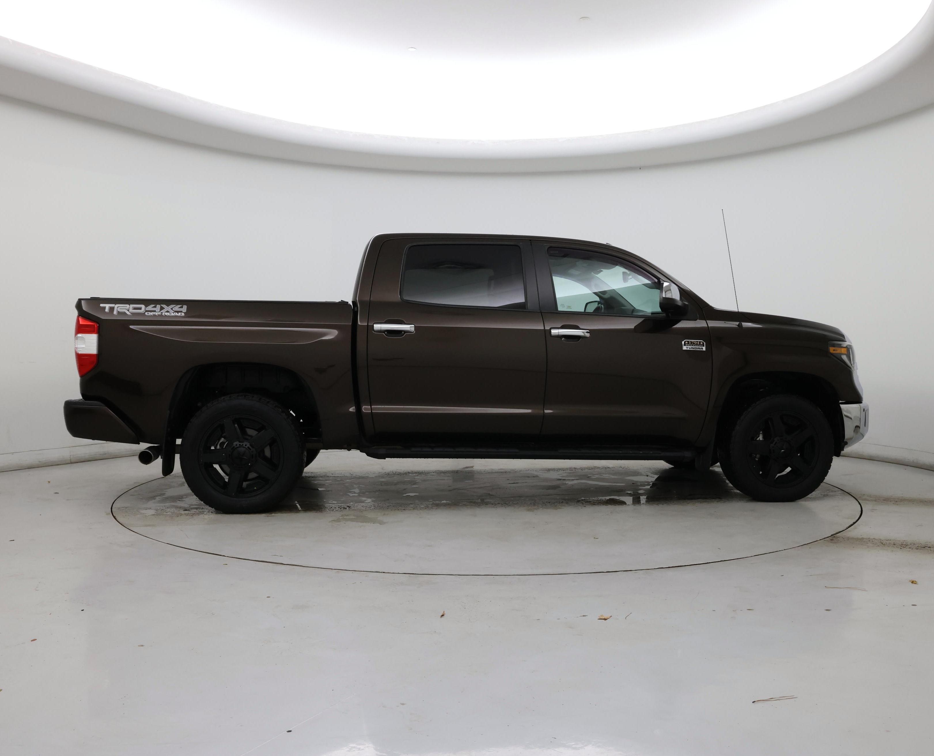 Thumbnail: 2019 Toyota Tundra - 7