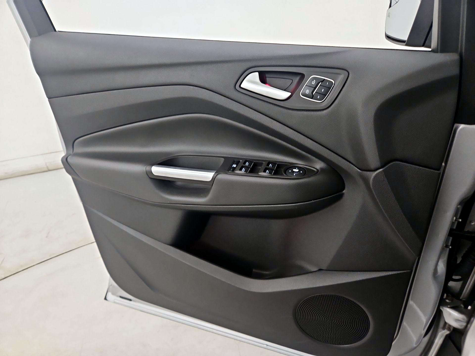 Thumbnail: 2014 Ford Escape - 12