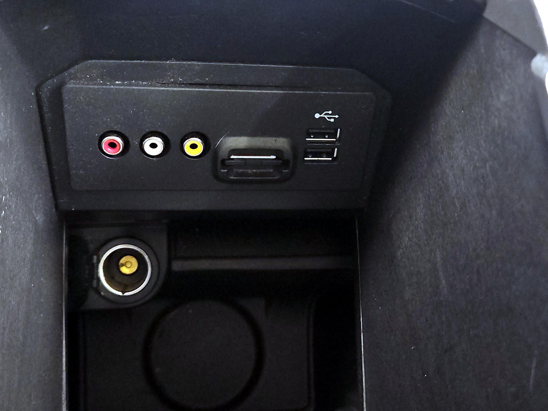 Thumbnail: 2014 Ford Escape - 18