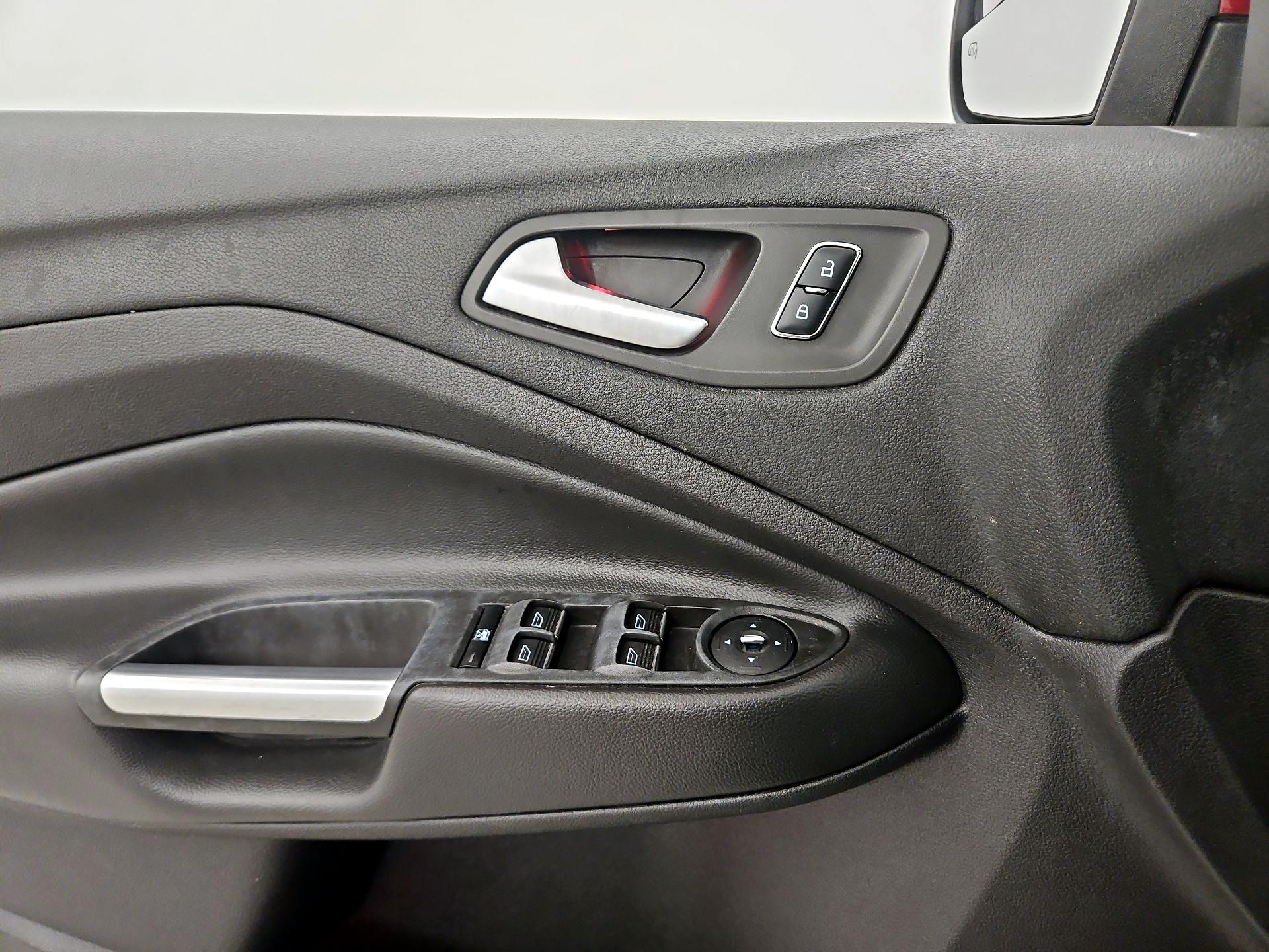 Thumbnail: 2014 Ford C-Max - 12